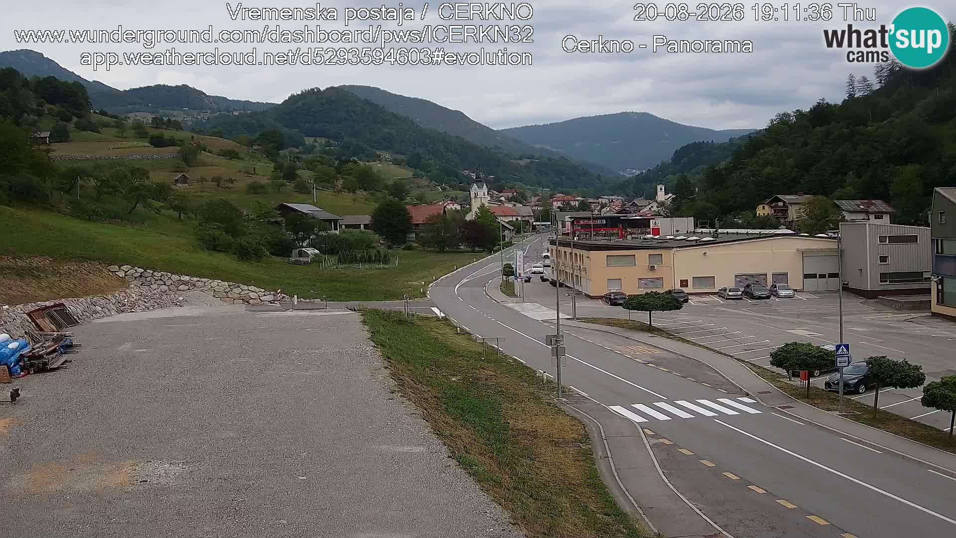 Cerkno entrada a la ciudad Webcam en vivo