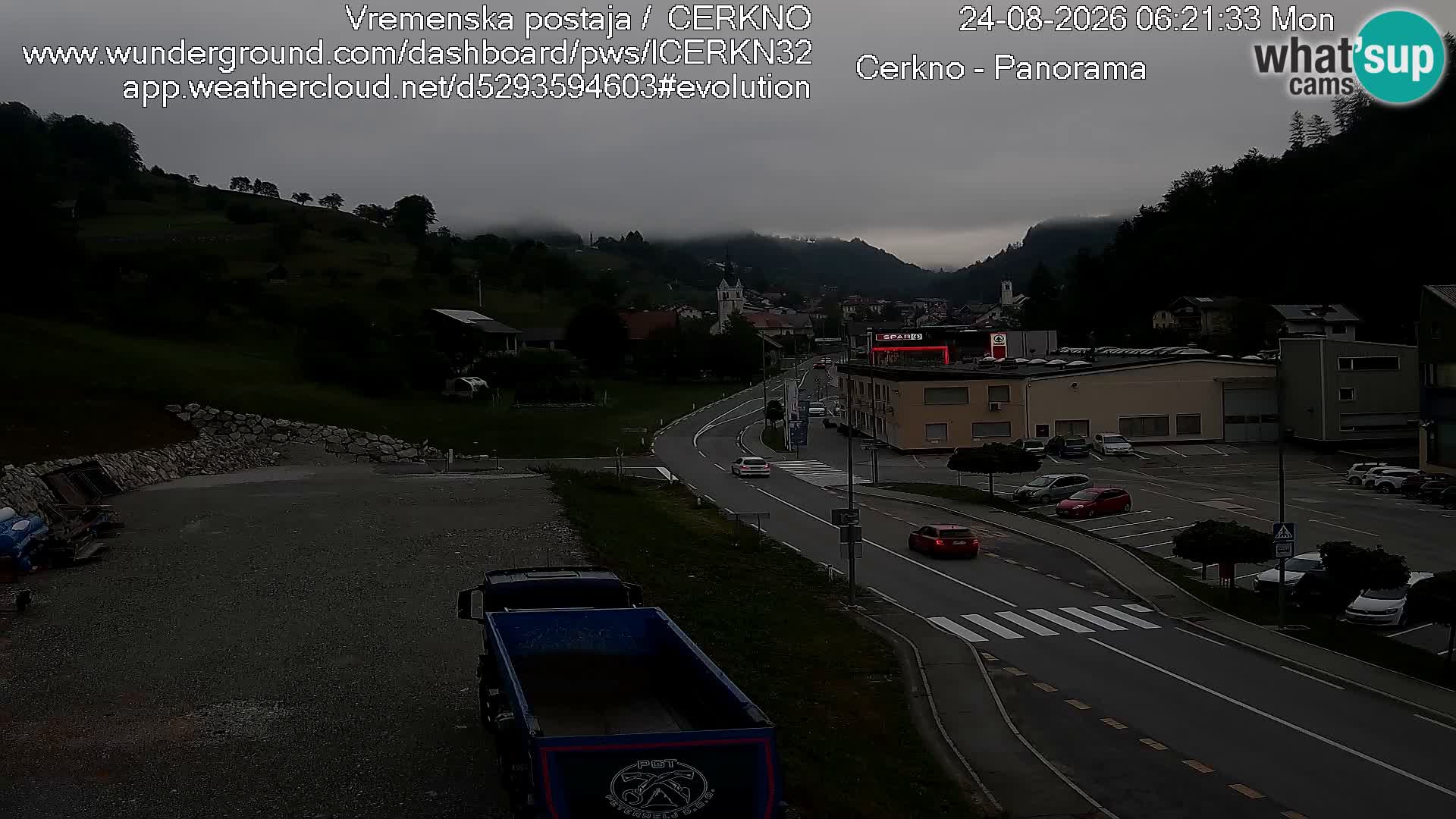 Cerkno entrada a la ciudad Webcam en vivo