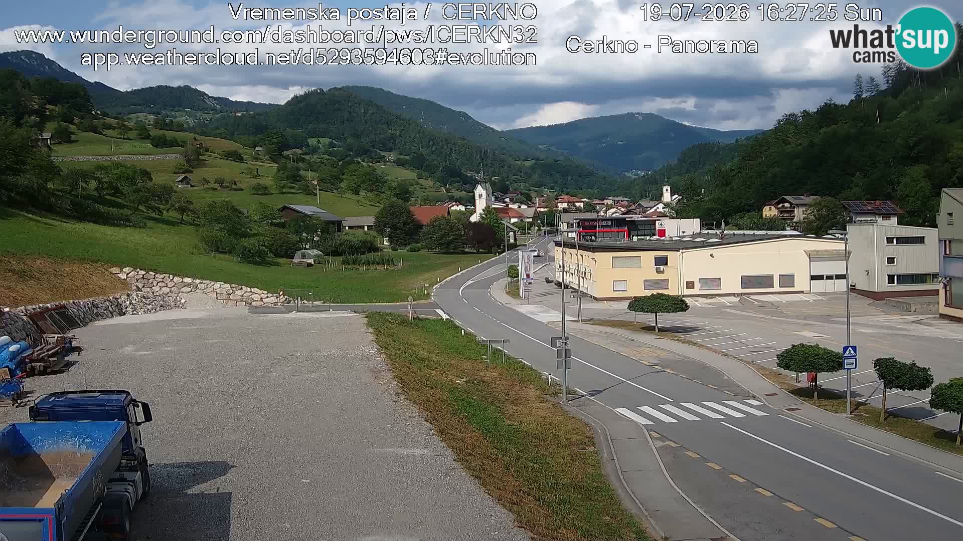 Cerkno entrada a la ciudad Webcam en vivo