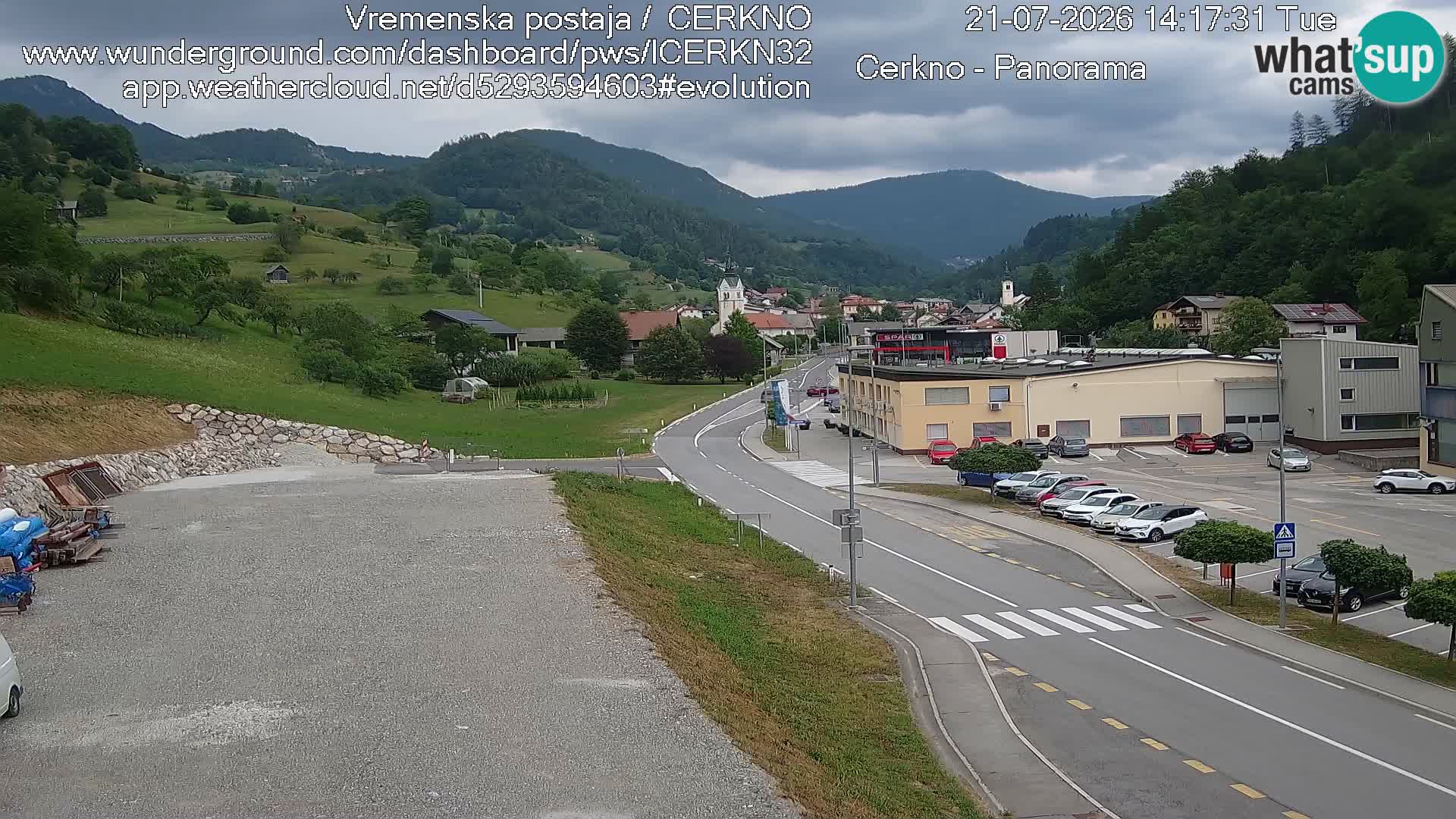 Webcam en direct – Entrée de la ville de Cerkno