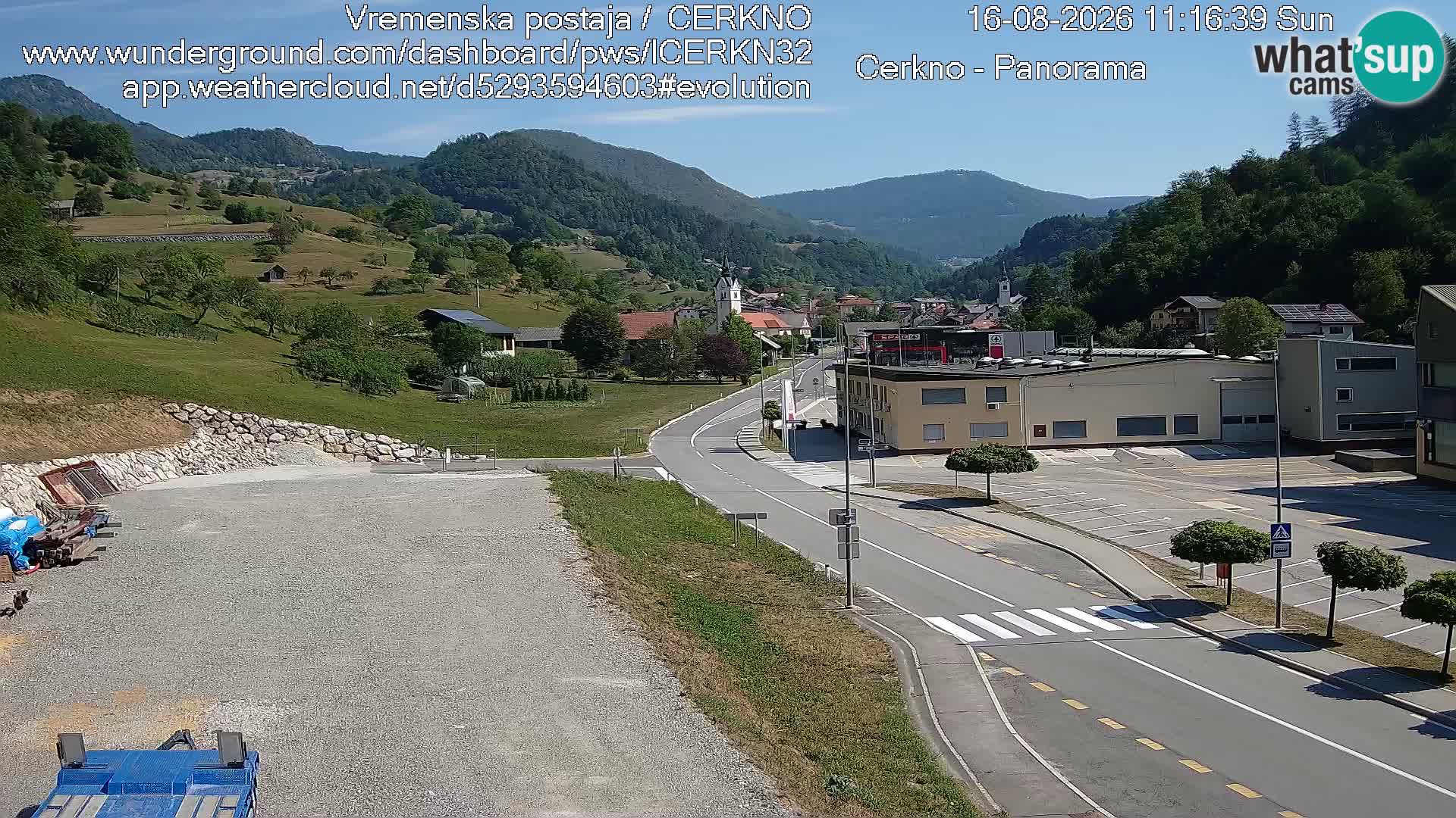 Webcam en direct – Entrée de la ville de Cerkno