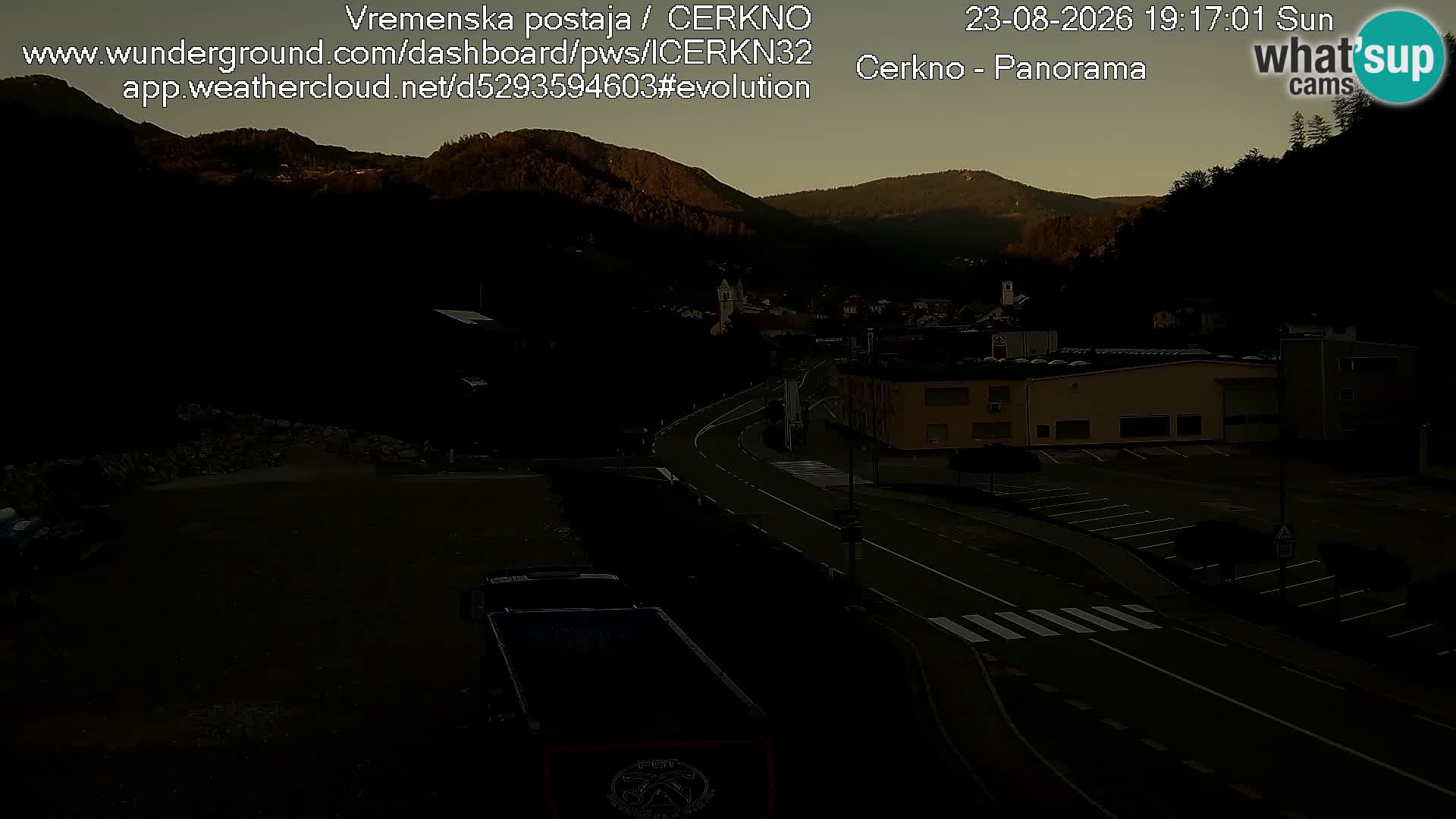 Webcam en direct – Entrée de la ville de Cerkno