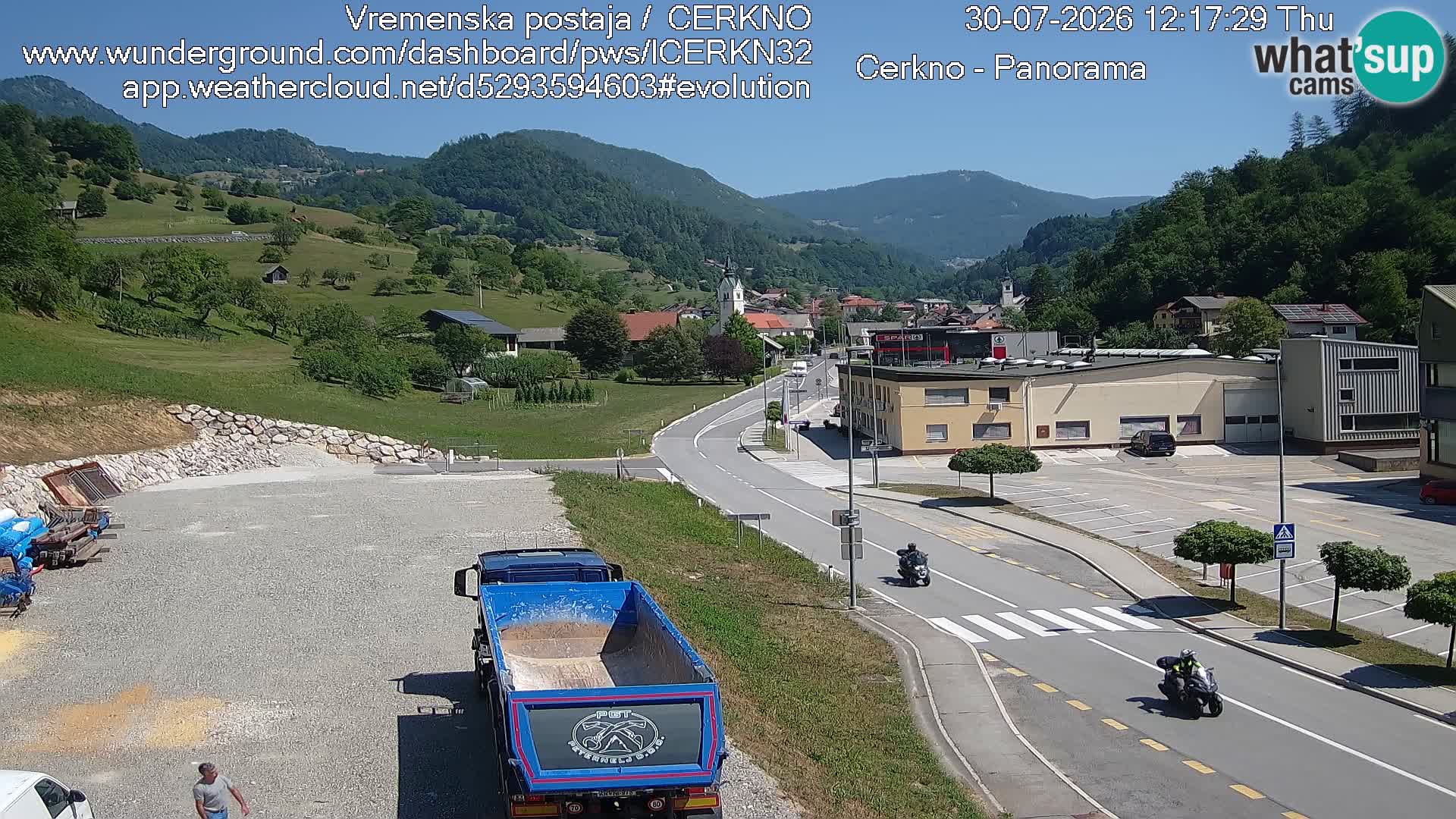 Cerkno city entrance Live Webcam