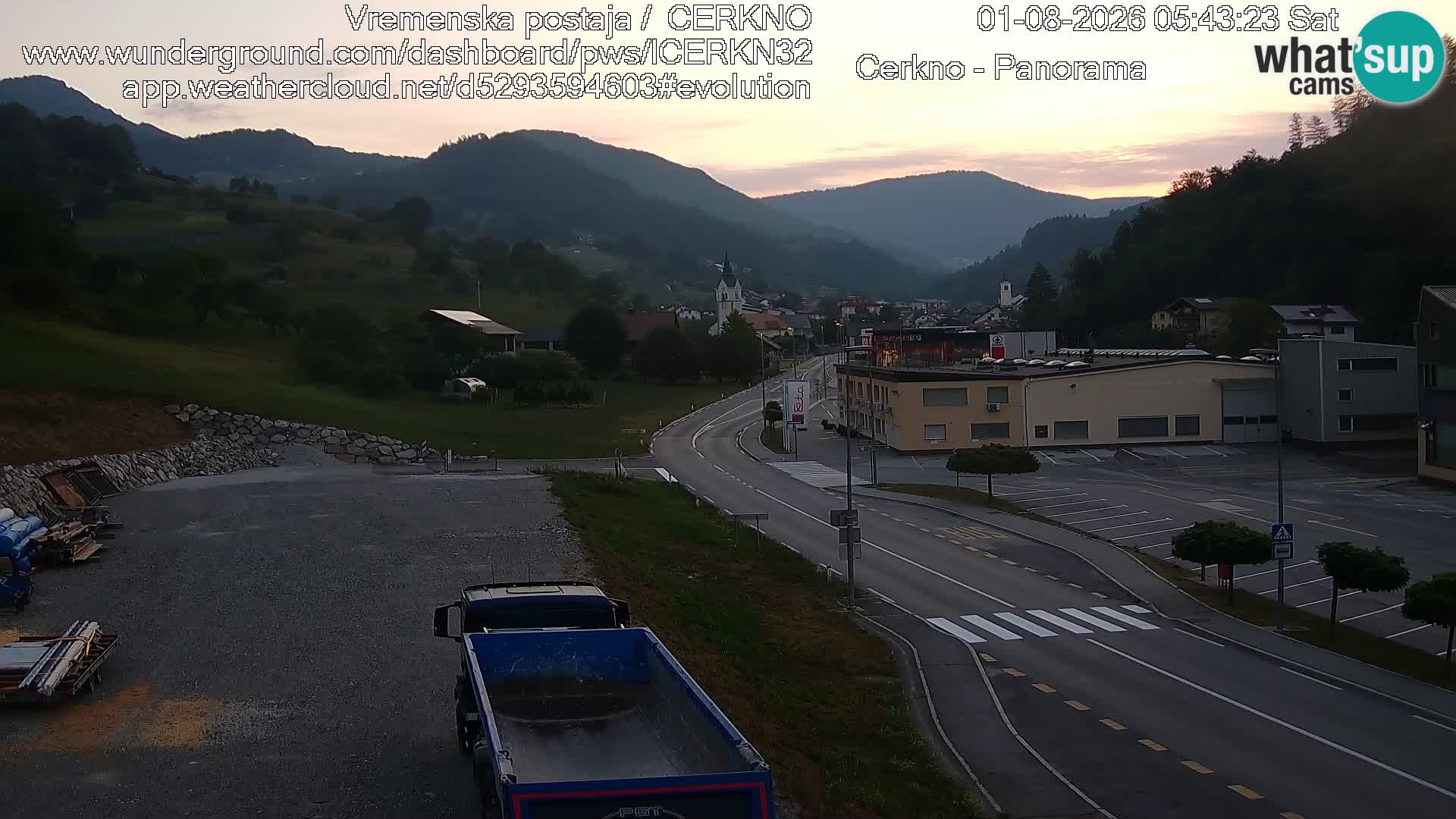 Cerkno entrada a la ciudad Webcam en vivo