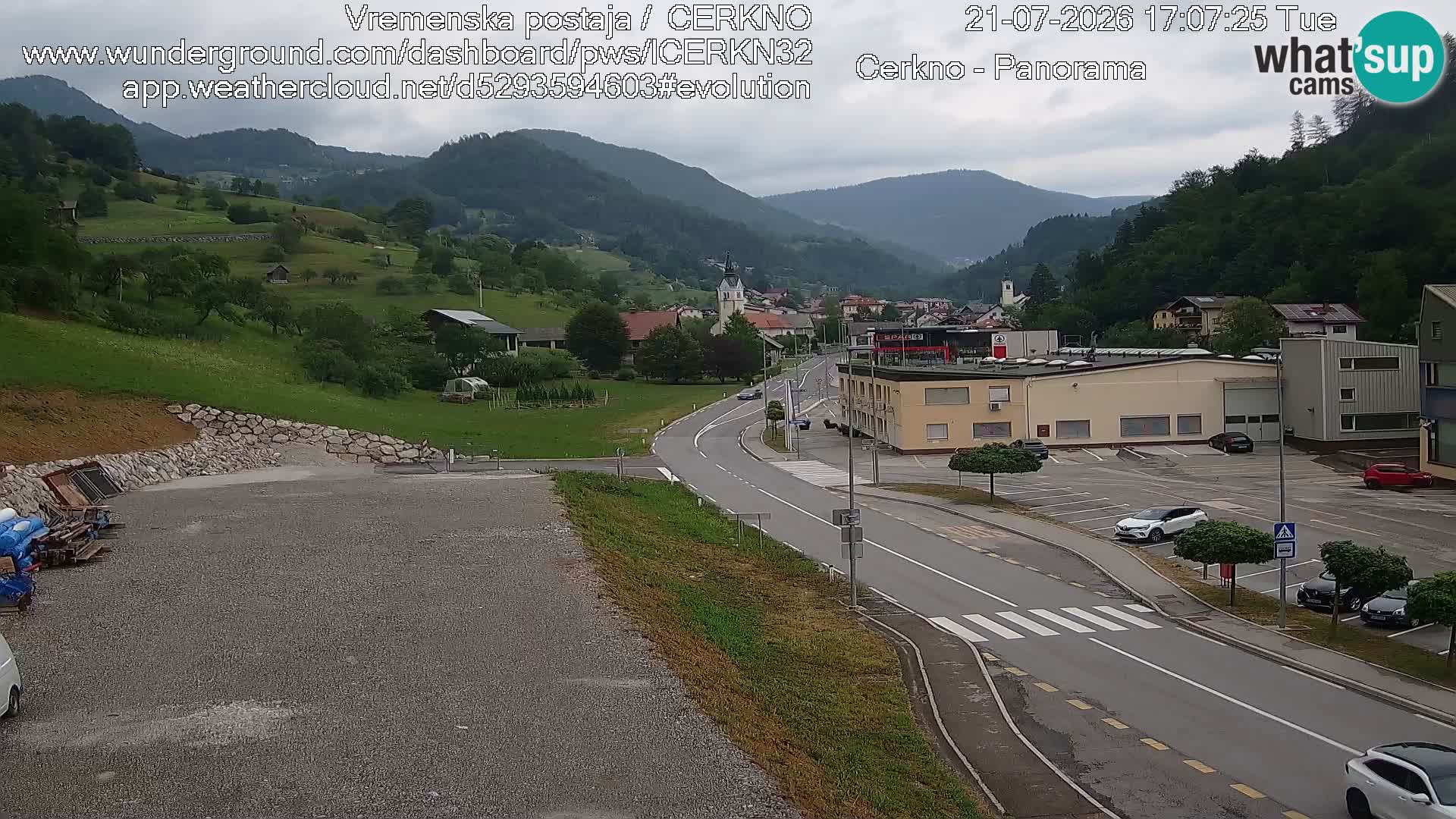 Cerkno entrada a la ciudad Webcam en vivo