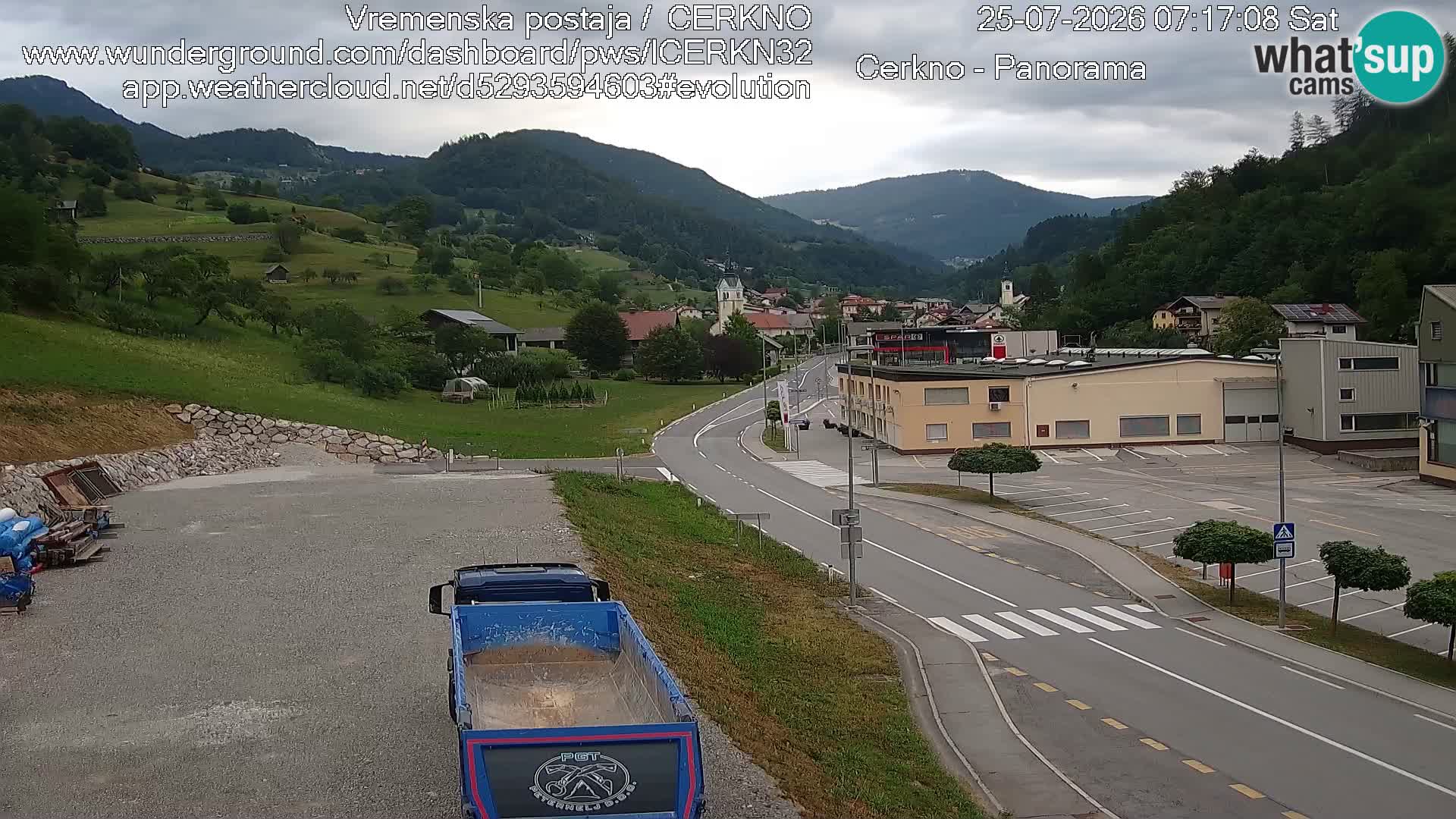 Cerkno city entrance Live Webcam