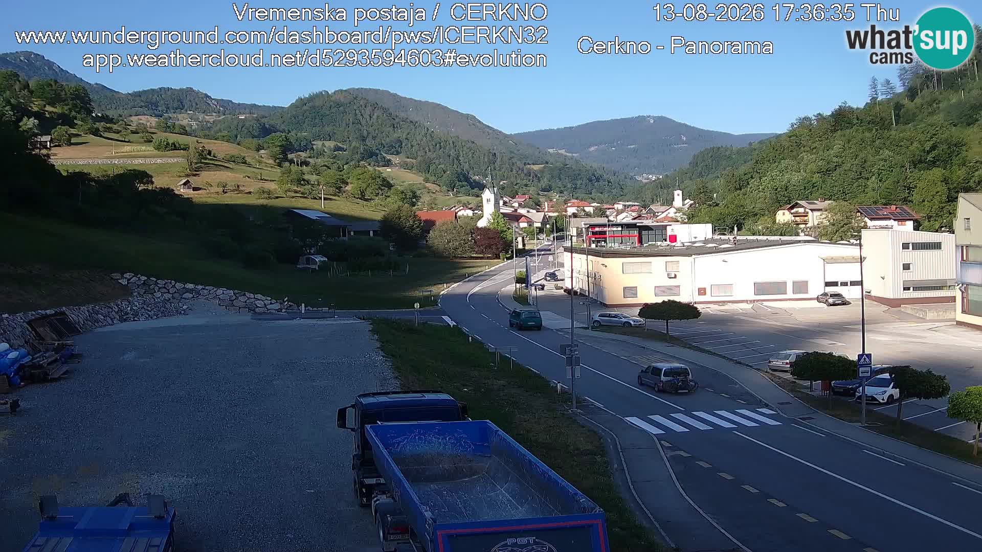 Webcam en direct – Entrée de la ville de Cerkno