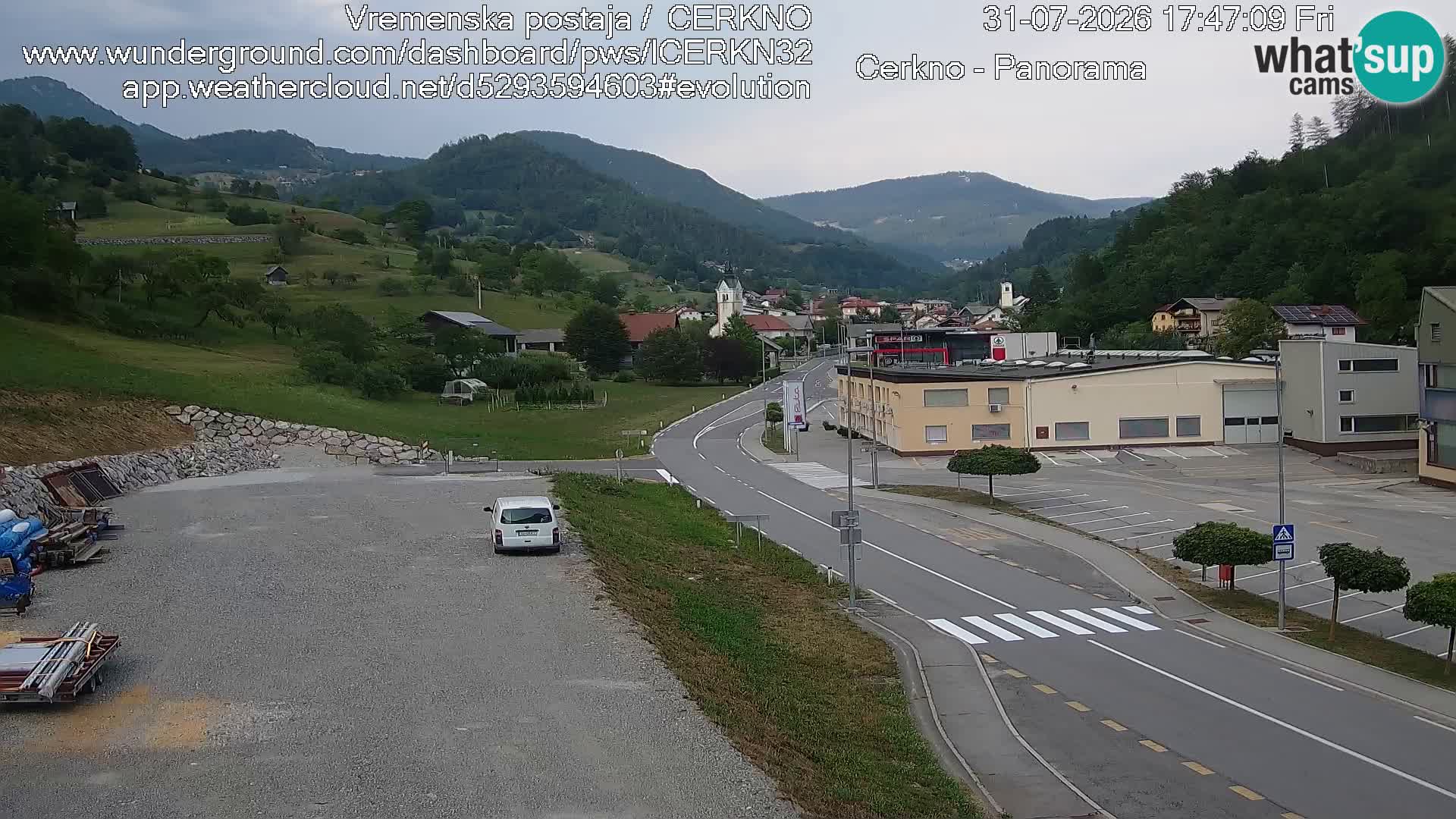 Webcam en direct – Entrée de la ville de Cerkno