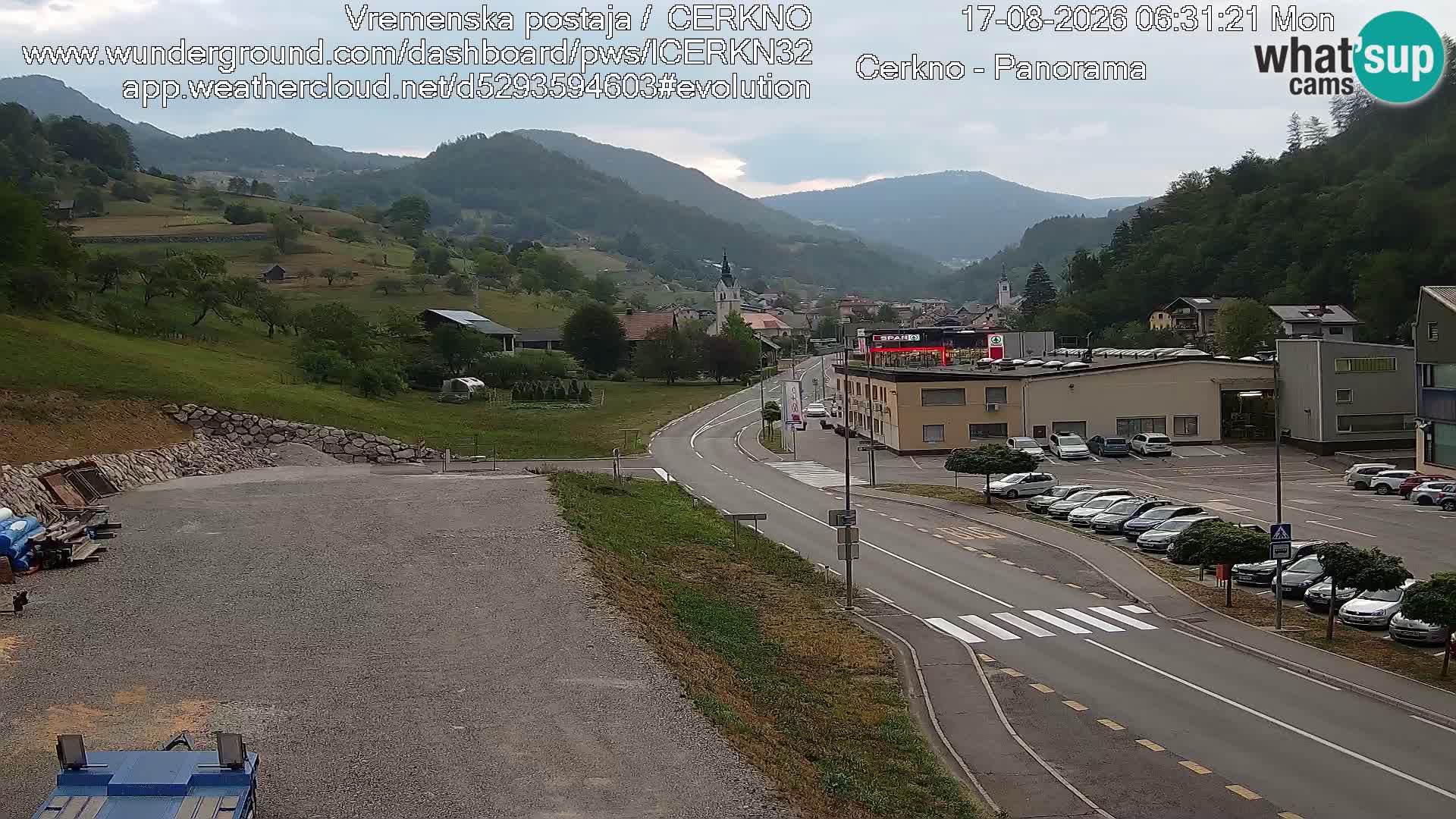 Cerkno entrada a la ciudad Webcam en vivo
