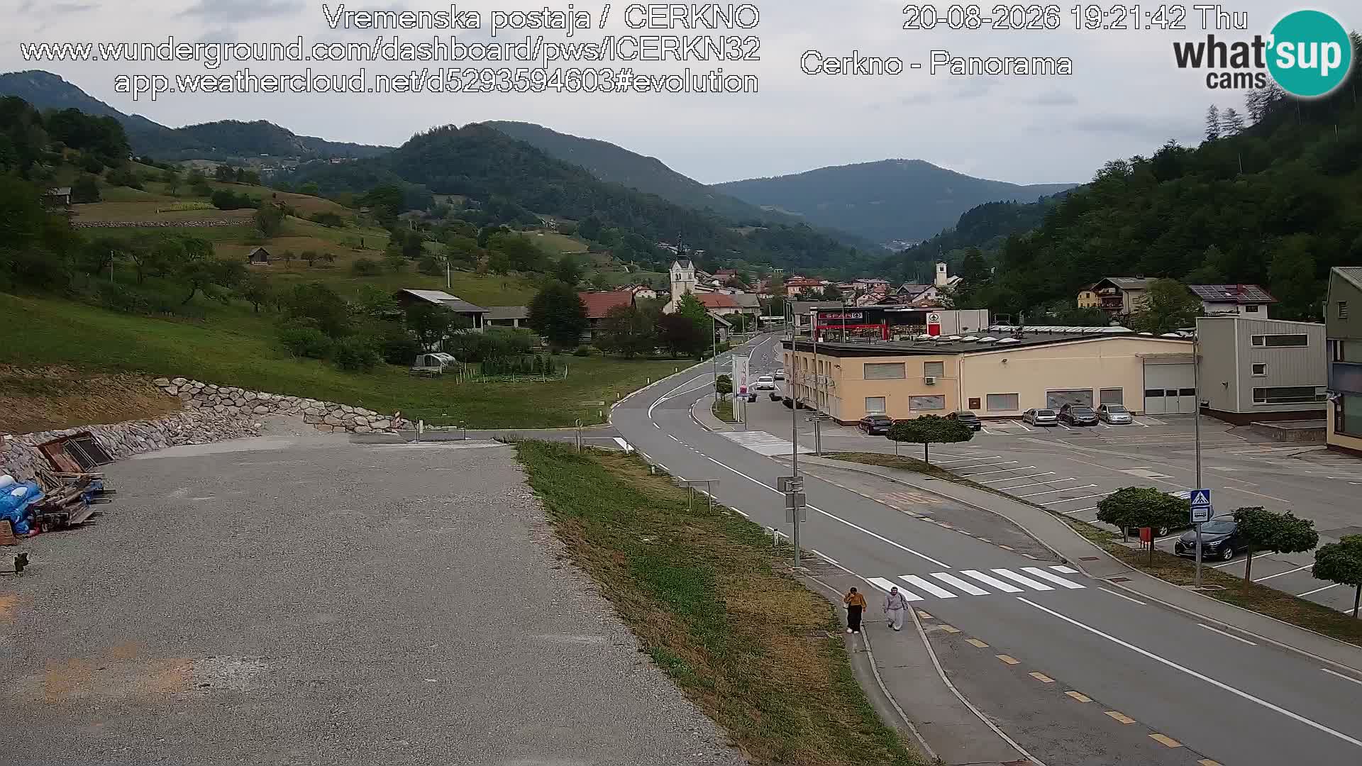 Webcam en direct – Entrée de la ville de Cerkno
