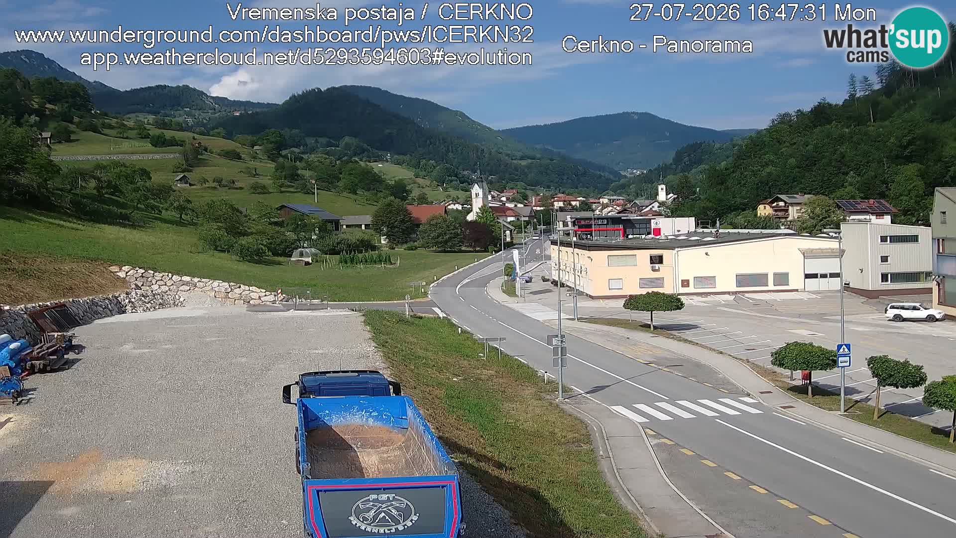 Cerkno city entrance Live Webcam