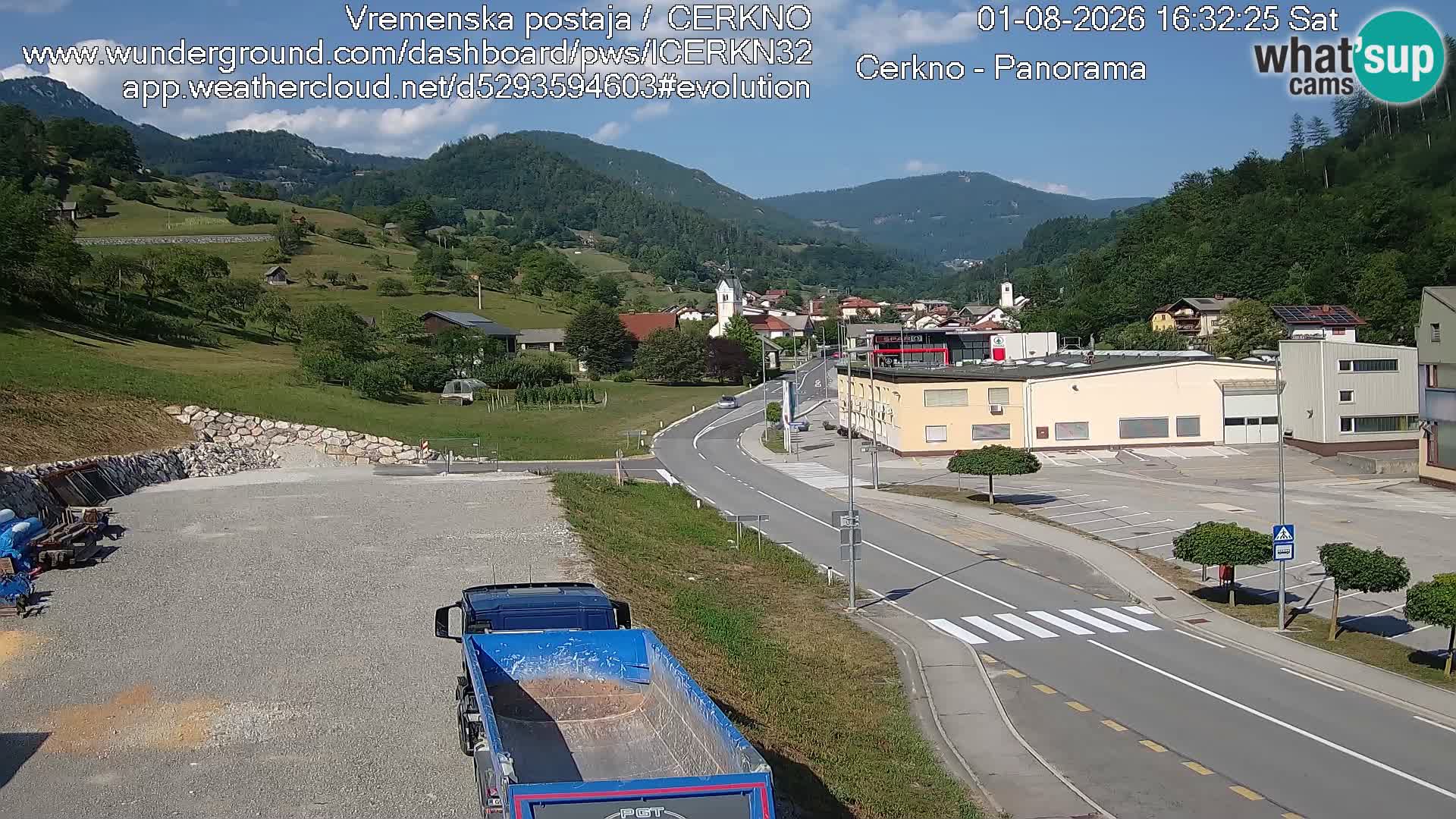 Cerkno entrada a la ciudad Webcam en vivo