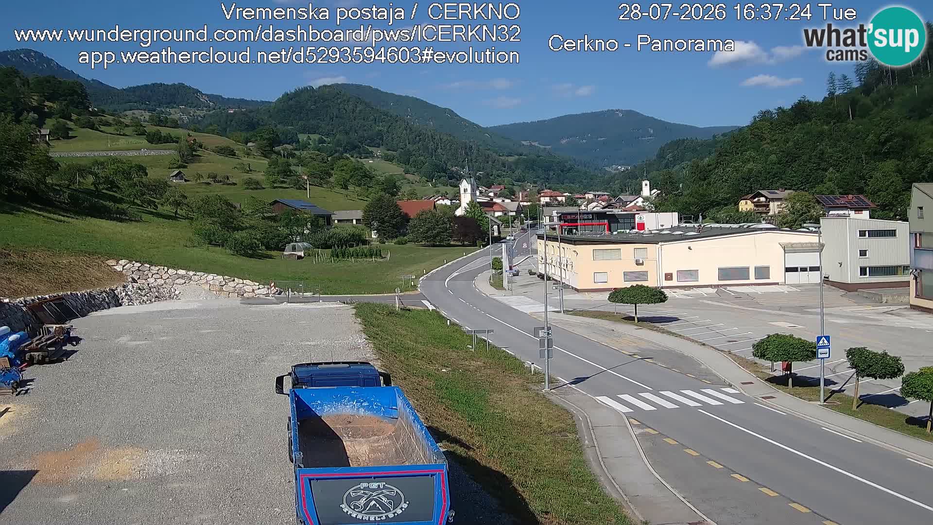 Cerkno city entrance Live Webcam