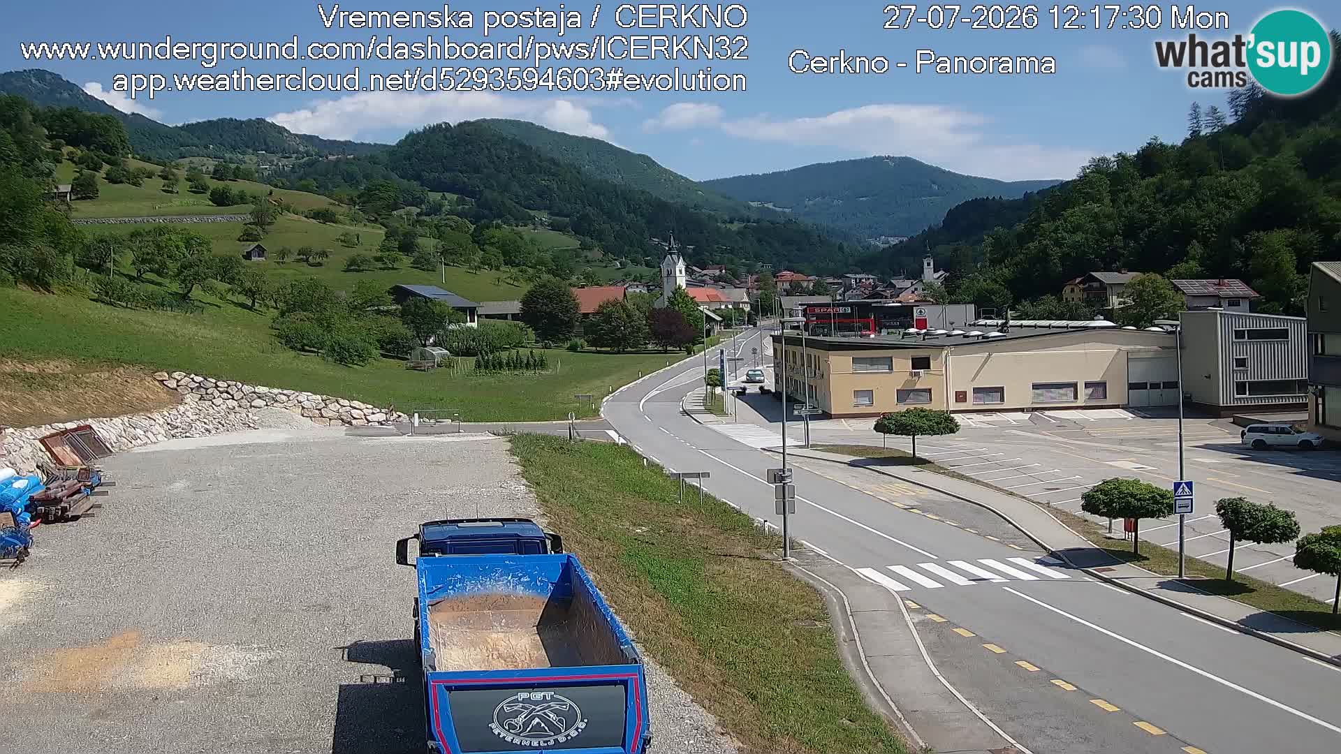 Cerkno entrada a la ciudad Webcam en vivo