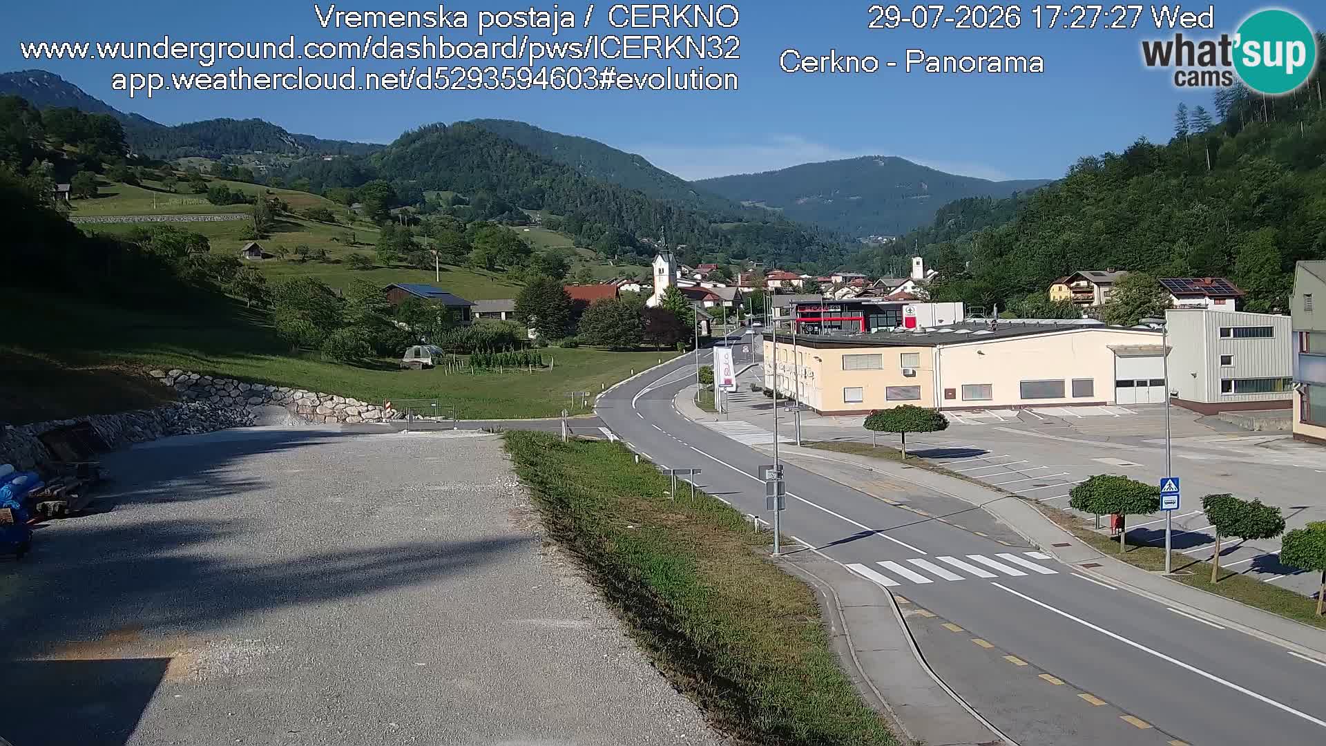 Webcam en direct – Entrée de la ville de Cerkno