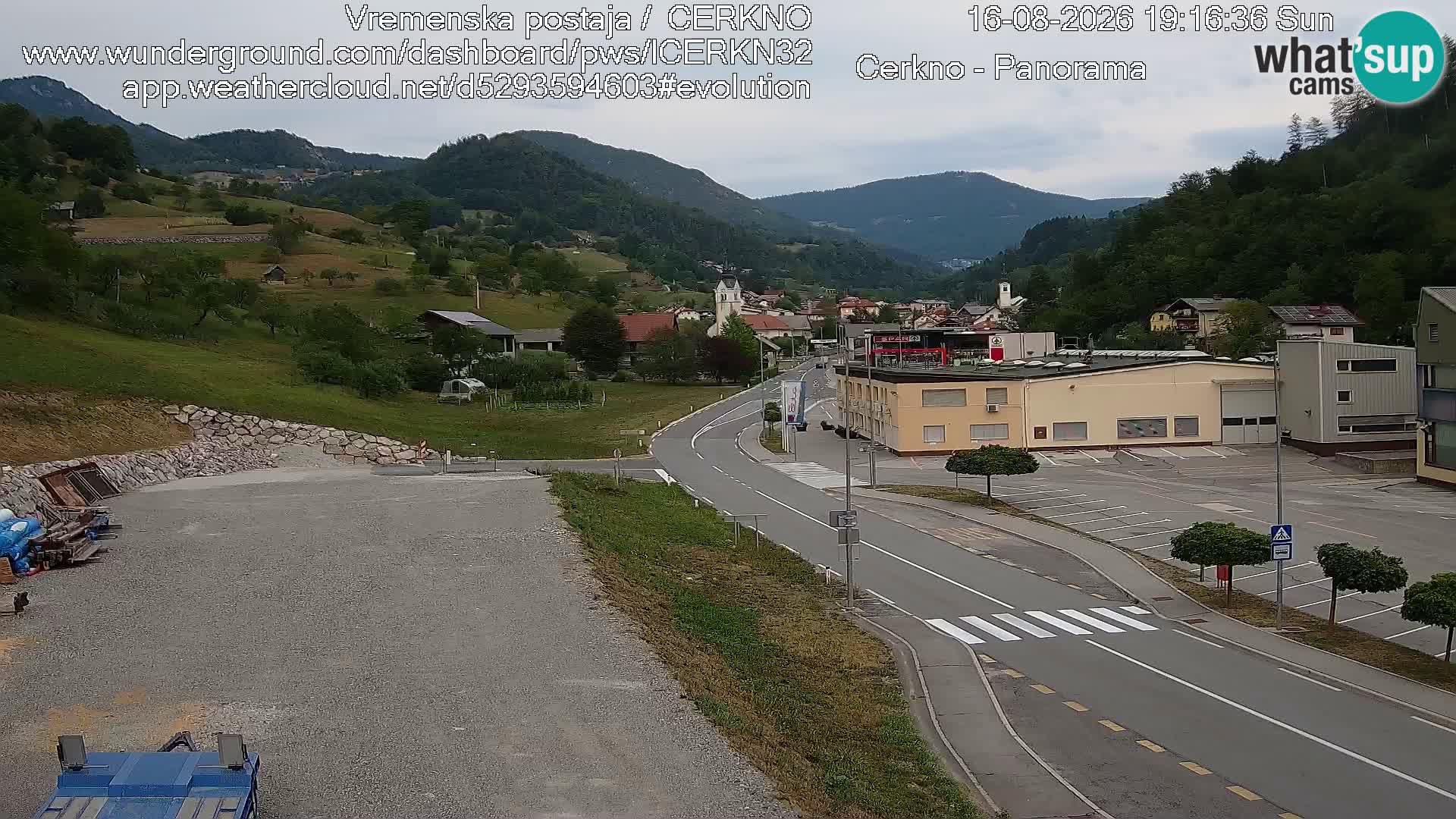 Cerkno entrada a la ciudad Webcam en vivo