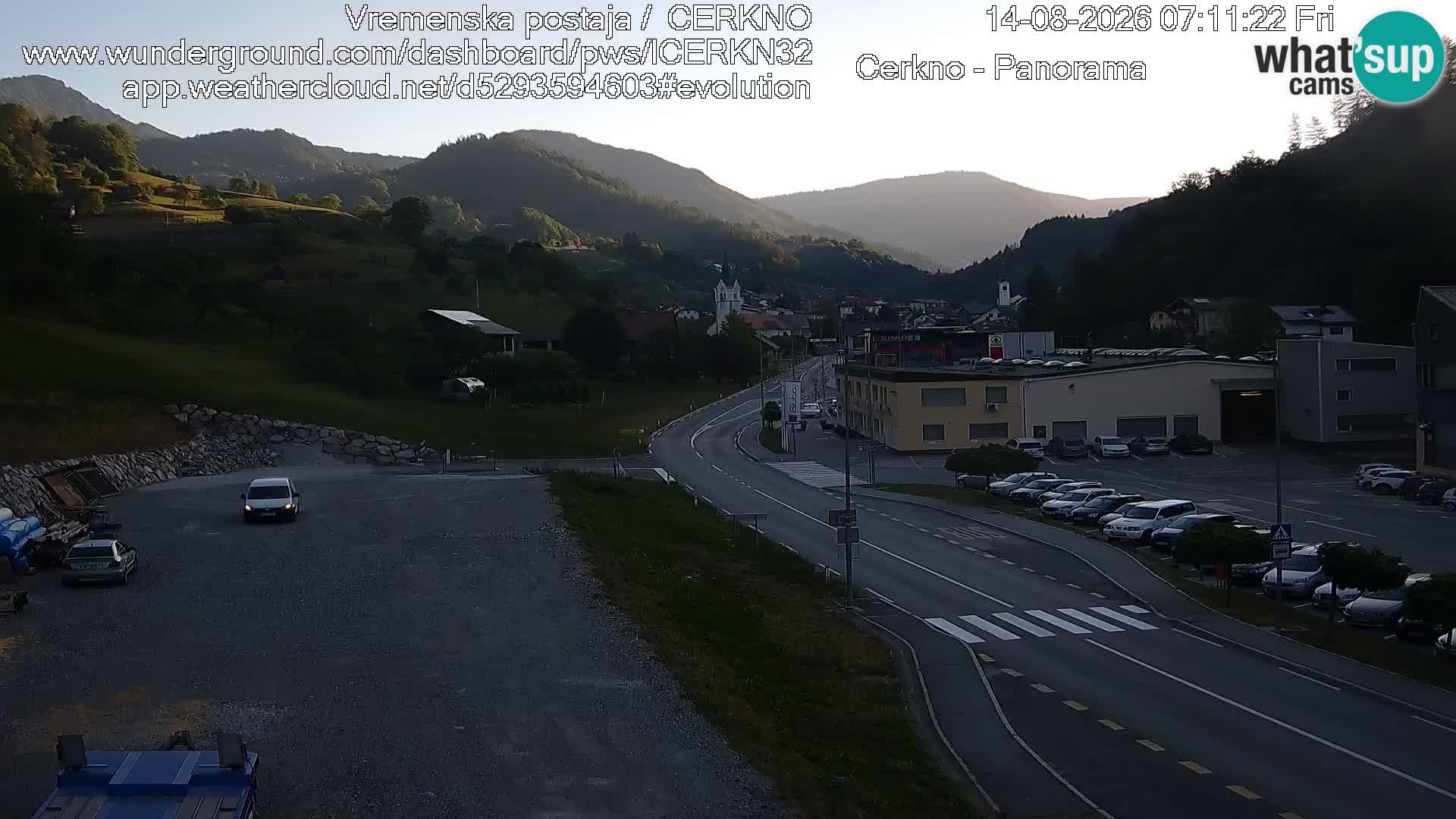Webcam en direct – Entrée de la ville de Cerkno