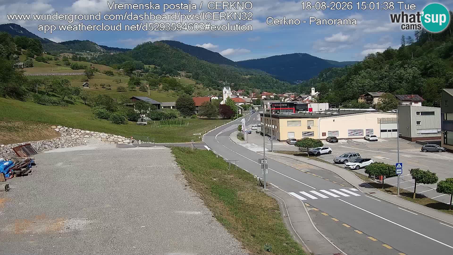 Cerkno entrada a la ciudad Webcam en vivo