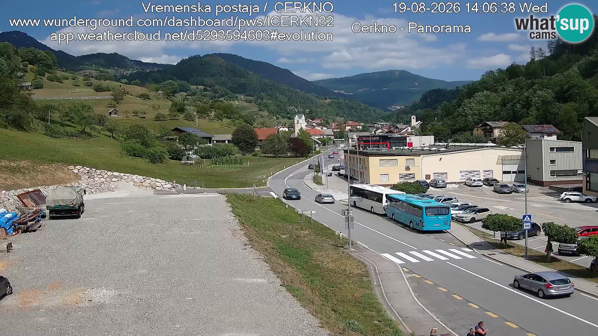 Cerkno entrada a la ciudad Webcam en vivo