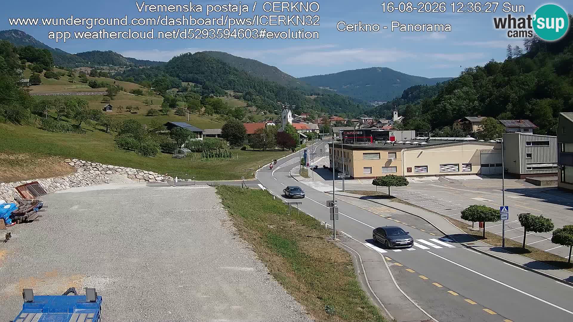 Webcam en direct – Entrée de la ville de Cerkno
