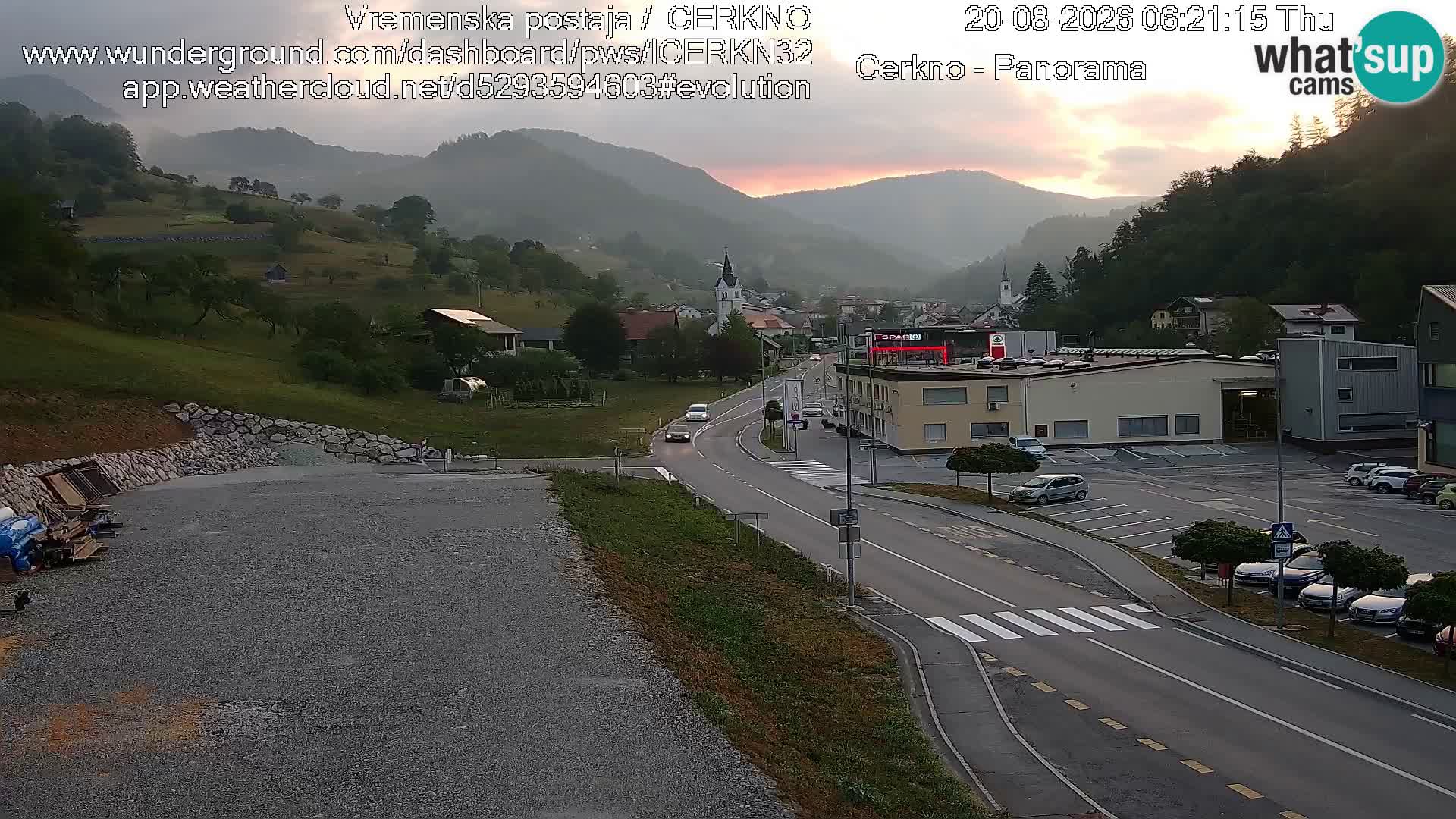 Webcam en direct – Entrée de la ville de Cerkno