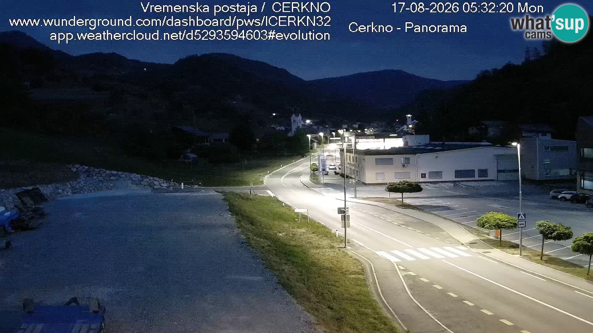 Cerkno entrada a la ciudad Webcam en vivo