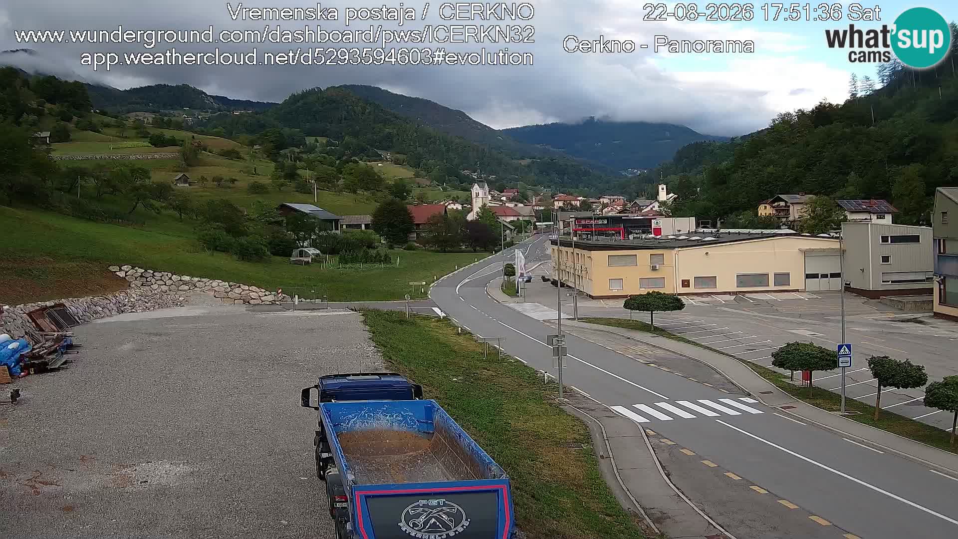 Webcam en direct – Entrée de la ville de Cerkno