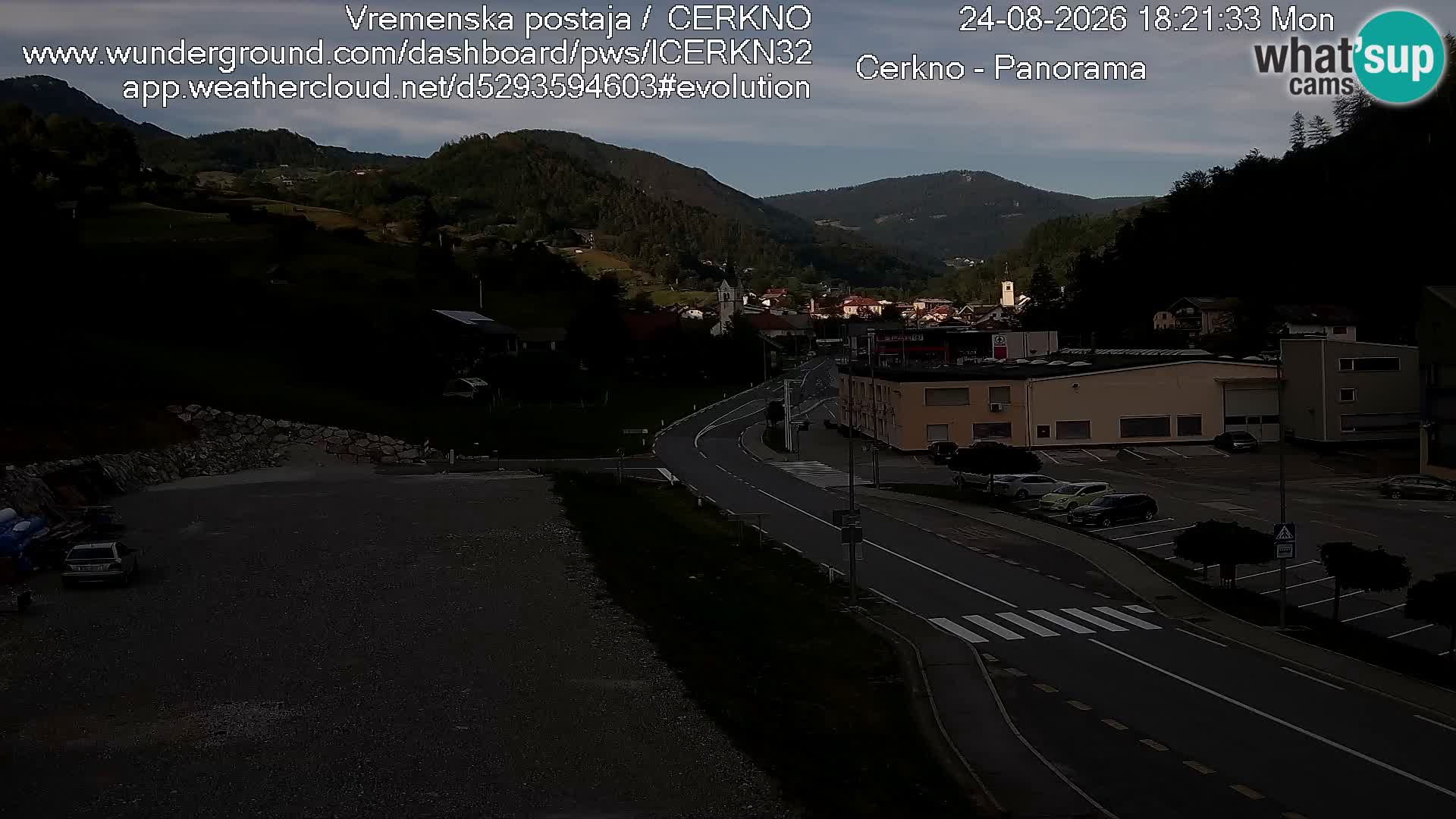 Webcam en direct – Entrée de la ville de Cerkno