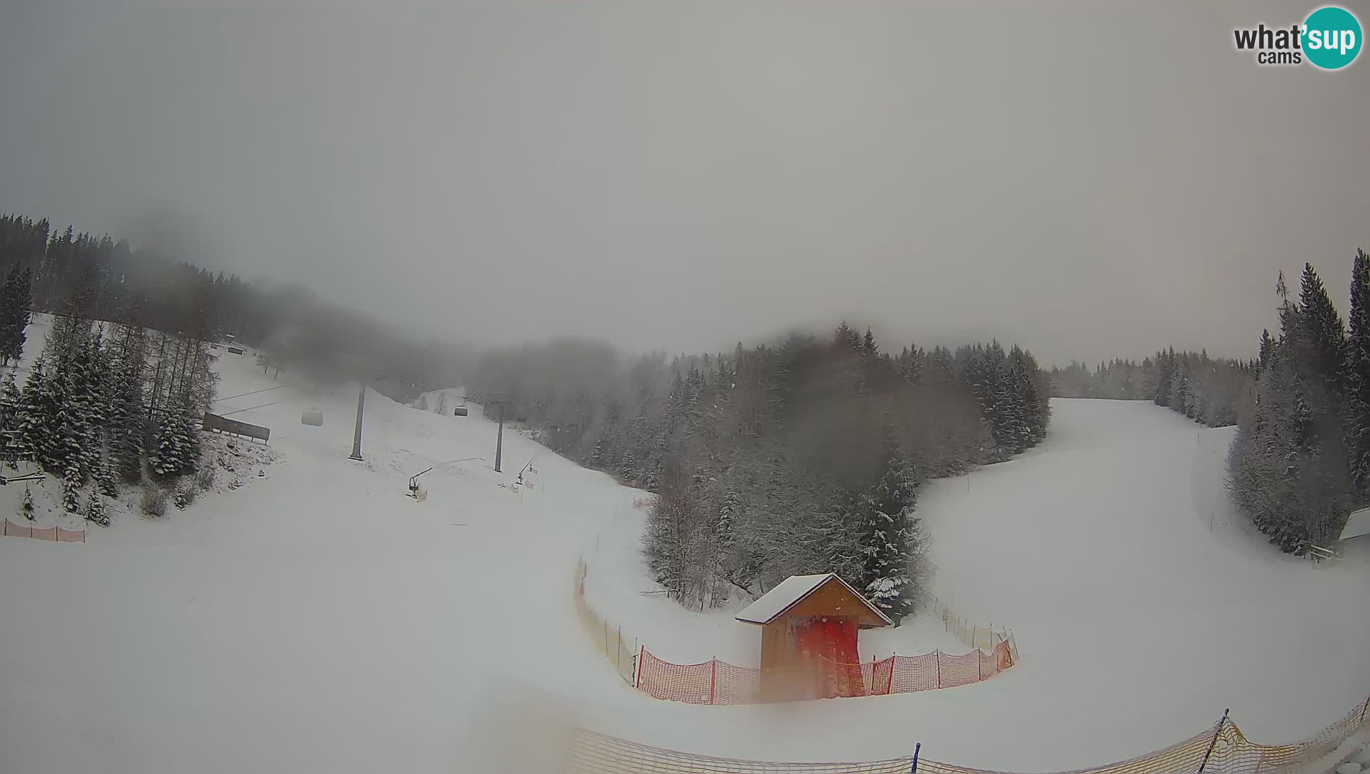 Web kamera Cerkno Brdo – Pogled uživo sa skijališta Cerkno