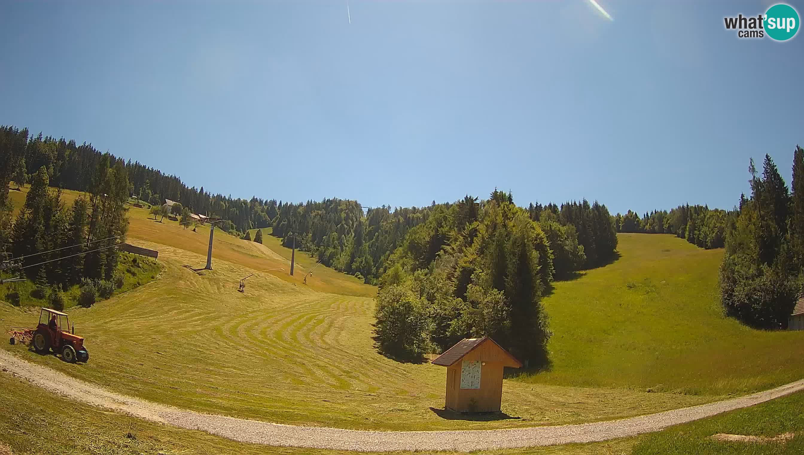 Web kamera Cerkno Brdo – Pogled uživo sa skijališta Cerkno