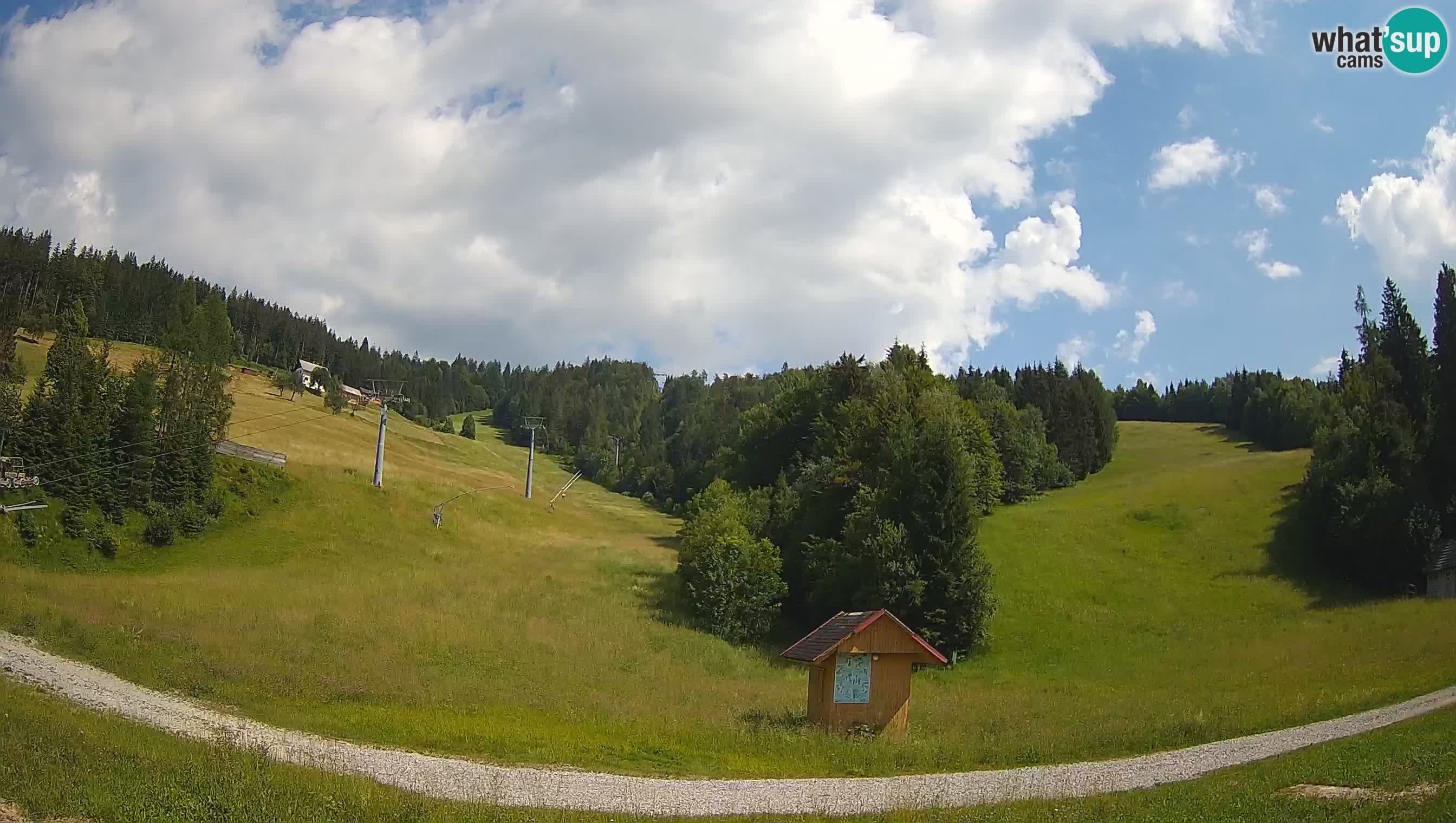 Webcam Cerkno Brdo – Vista live dalla Stazione sciistica di Cerkno
