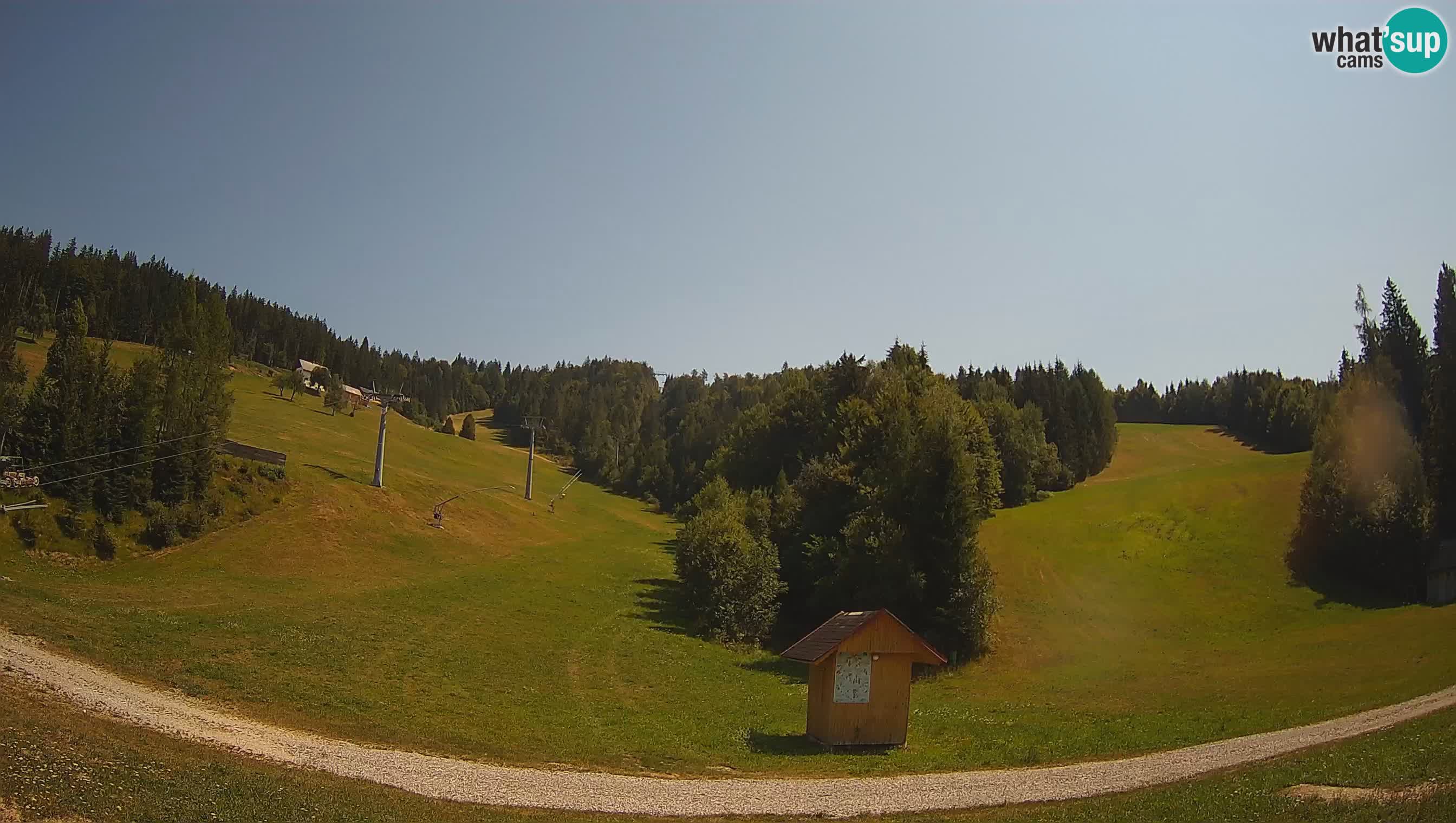 Web kamera Cerkno Brdo – Pogled uživo sa skijališta Cerkno