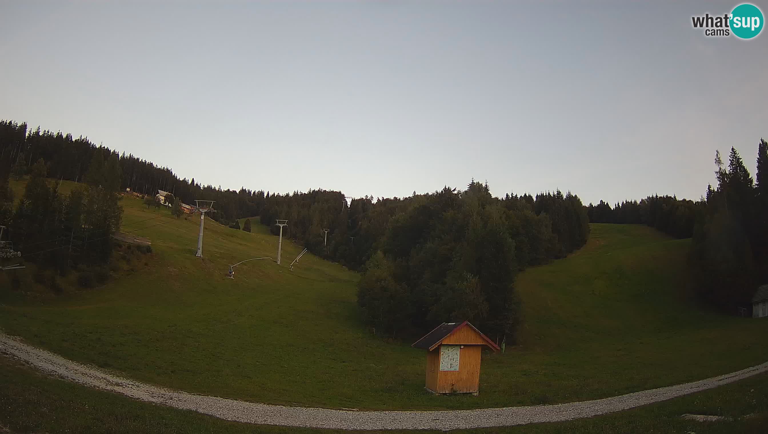Web kamera Cerkno Brdo – Pogled uživo sa skijališta Cerkno