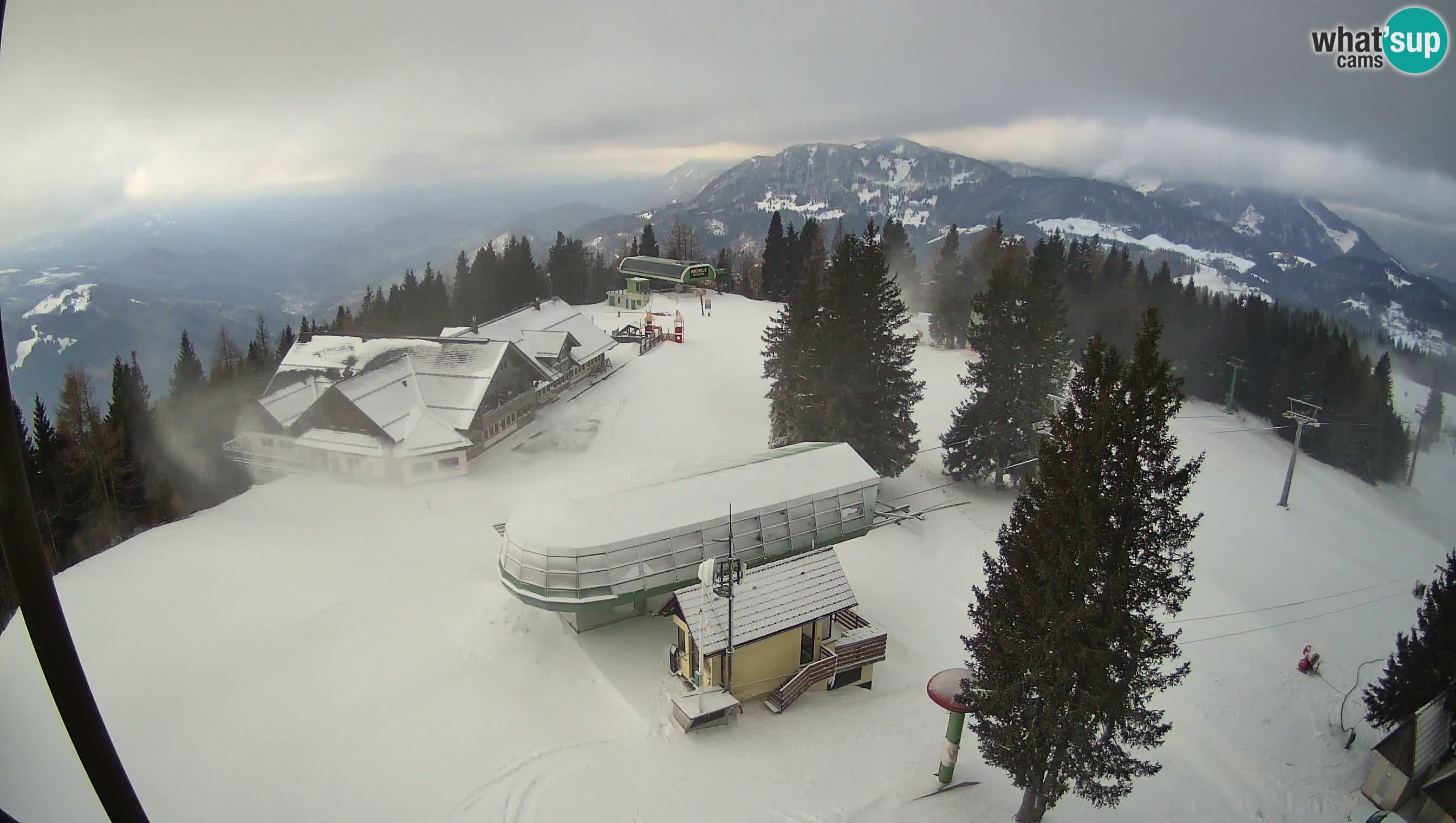 Live webcam Ski Cerkno – Počivalo