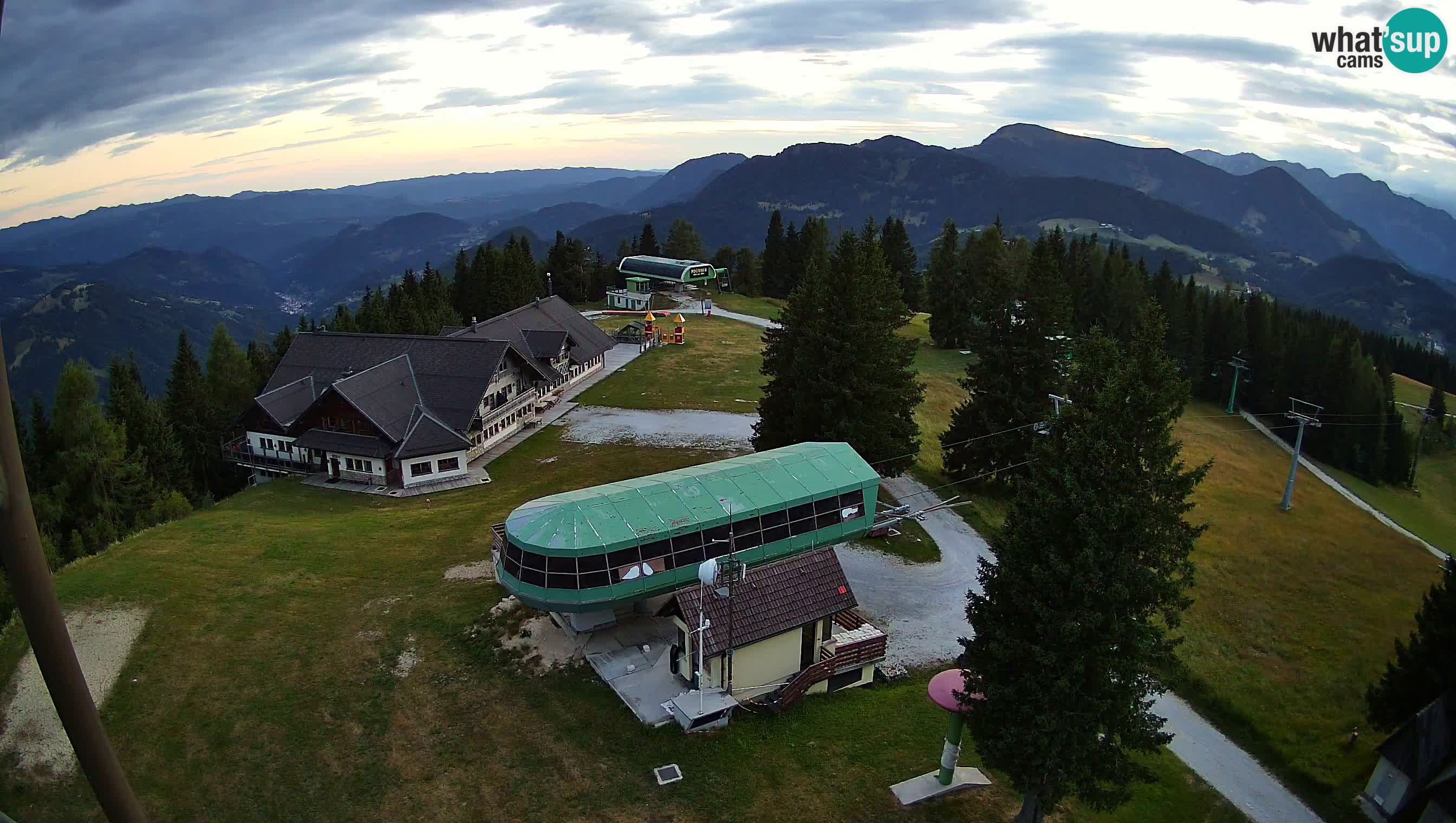 Live webcam Ski Cerkno – Počivalo