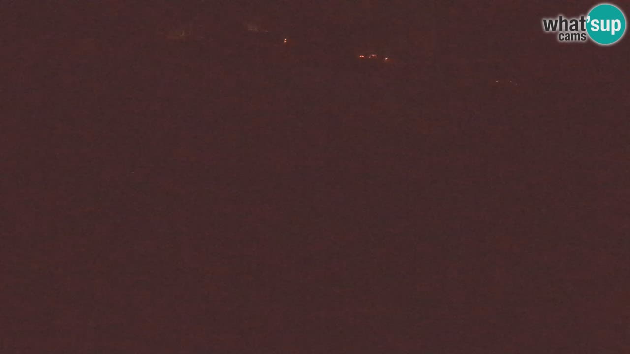 Spletna kamera Čezsoča – Očarljiv pogled na reko Sočo