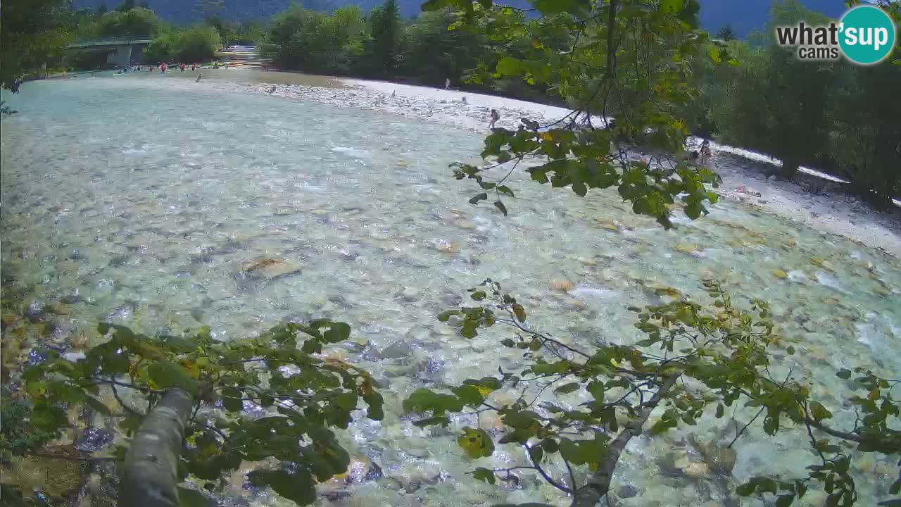 Spletna kamera Čezsoča – Očarljiv pogled na reko Sočo