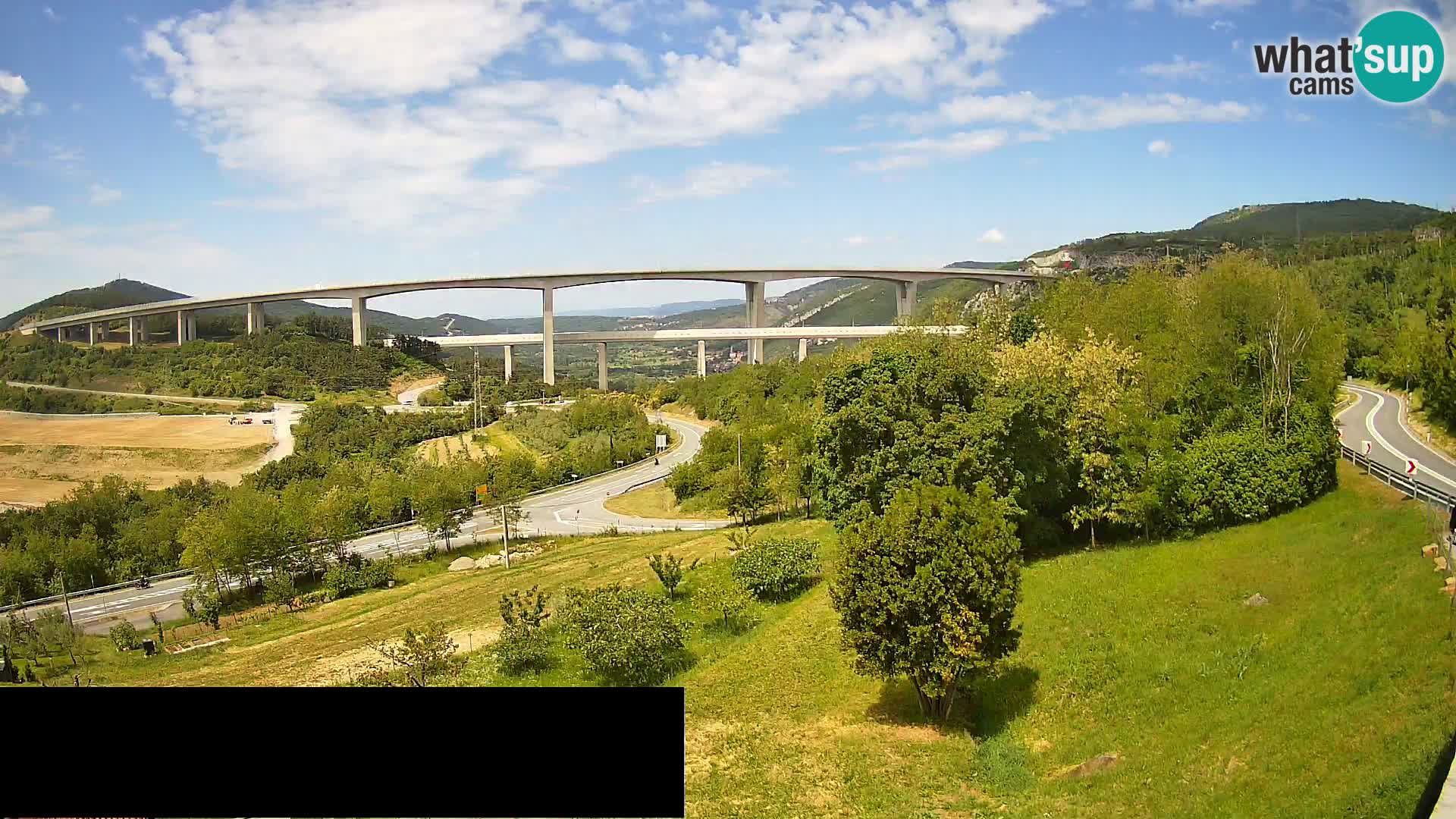 Webcam Črni Kal Viaduct – view from Viki Burger