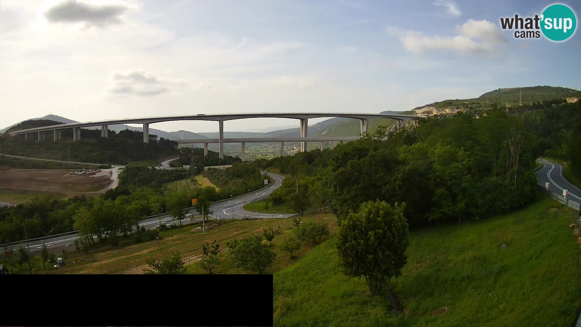 Web kamera Črni Kal Viadukt – pogled sa Viki Burgerja