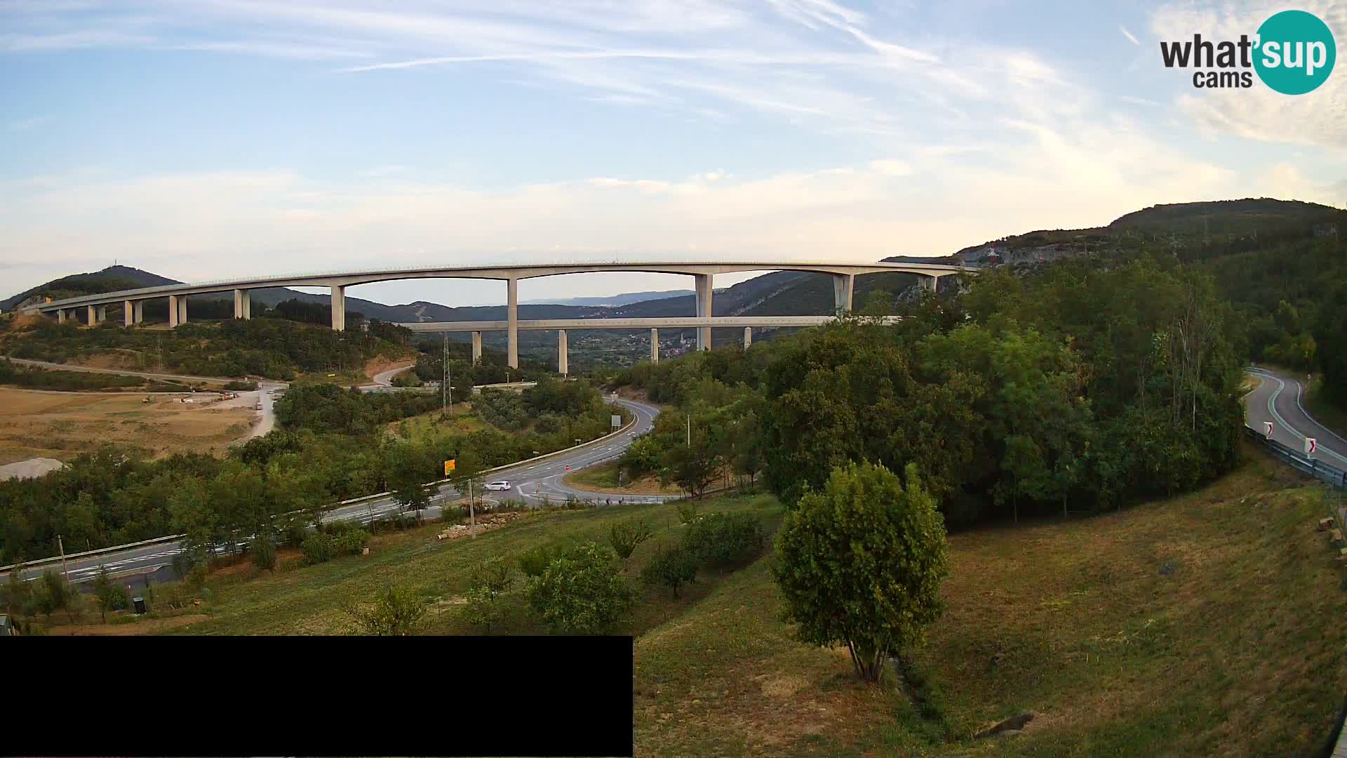 Livecam  Črni Kal Viadotto – panorama dal Viki Burger