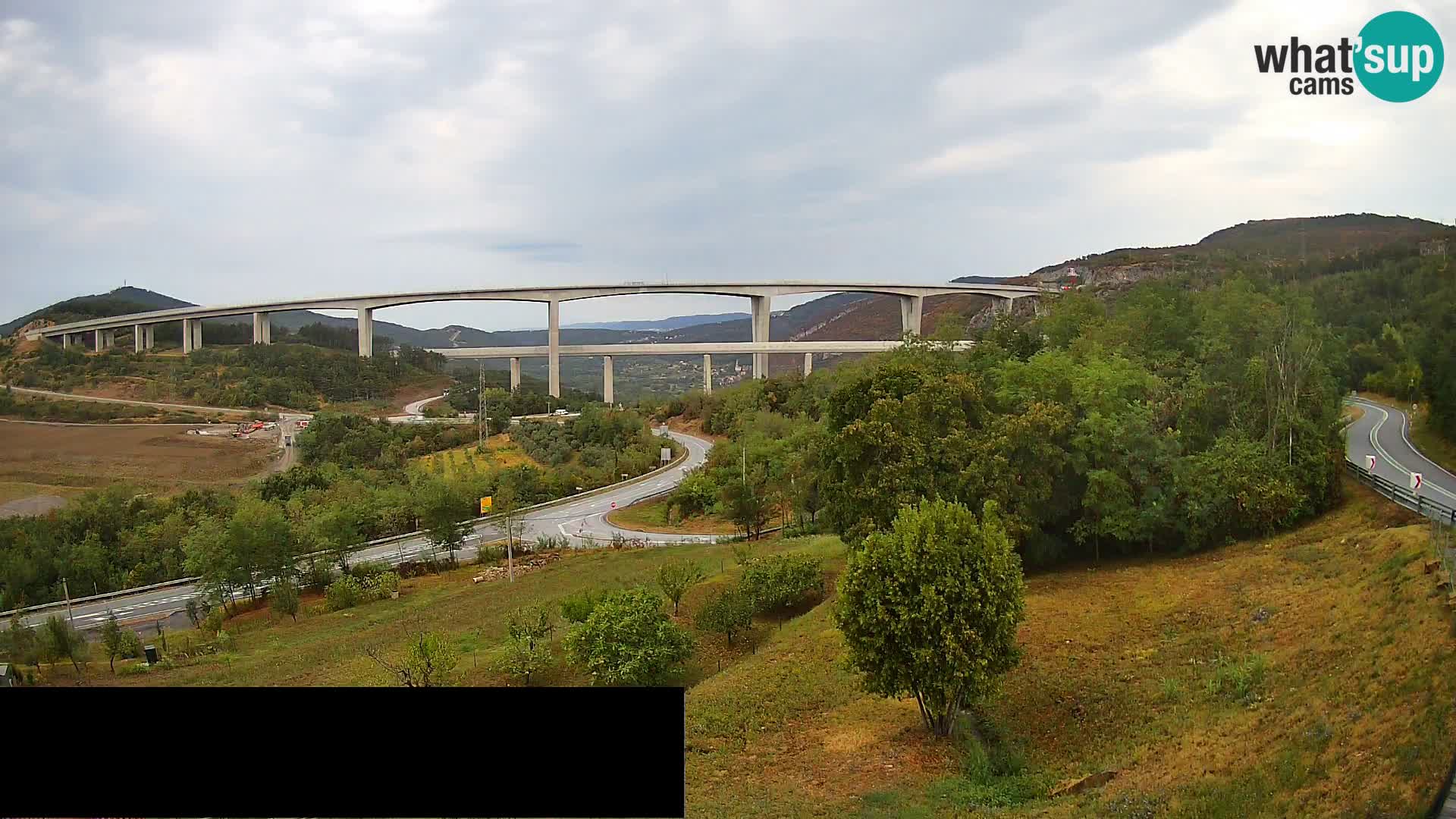 Webcam Črni Kal Viaduct – view from Viki Burger