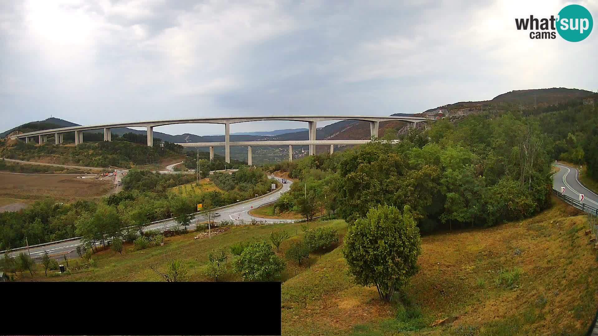 Live cam Črni Kal Viaduc – Viki Burger