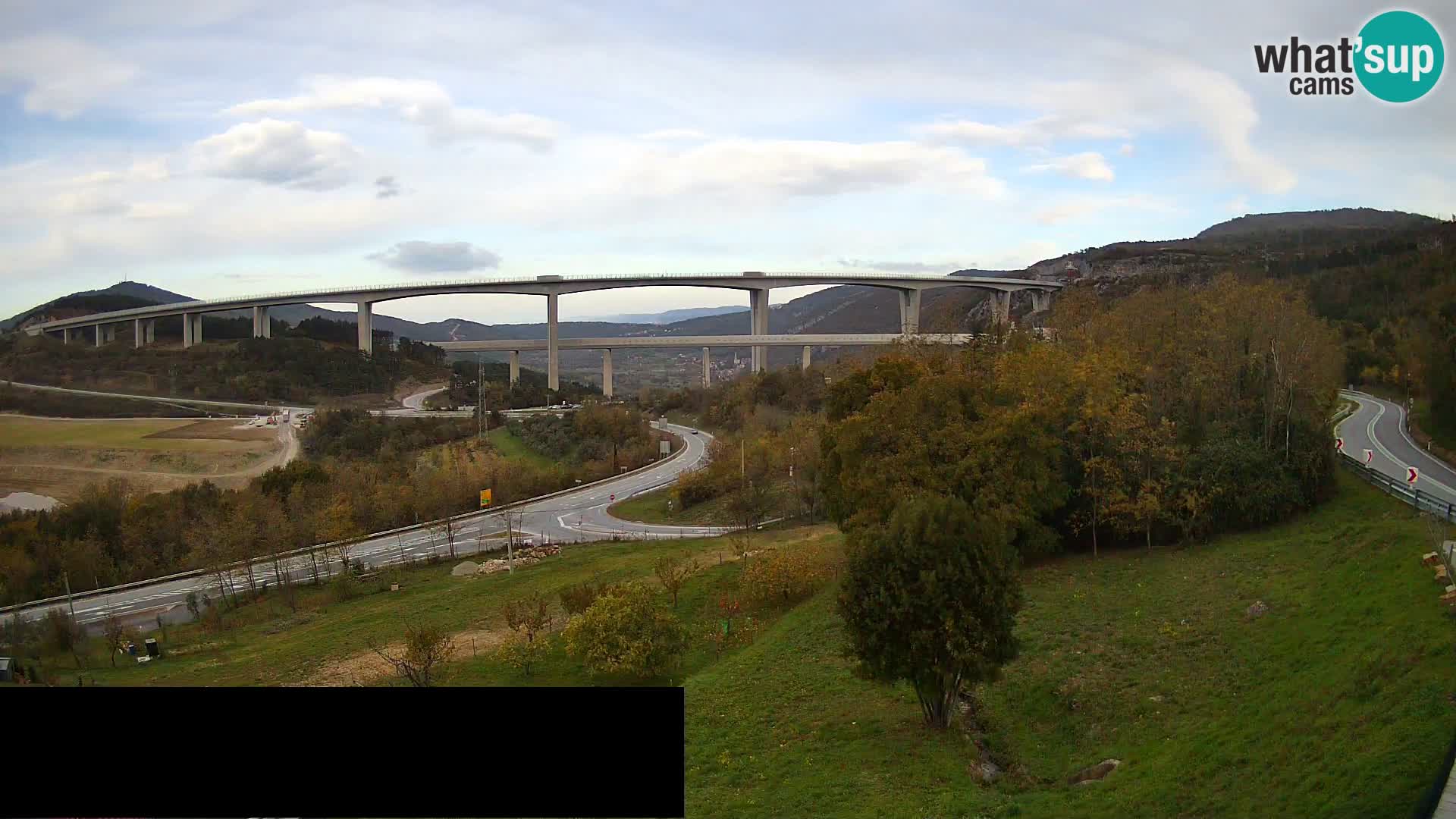 Livecam  Črni Kal Viadotto – panorama dal Viki Burger