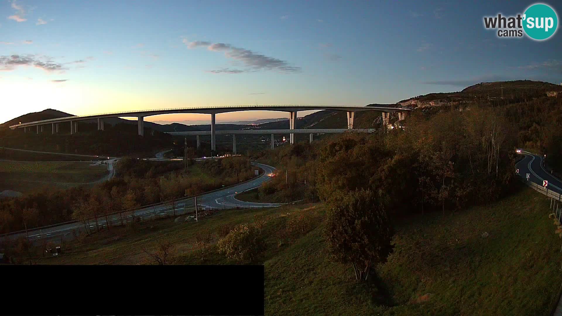 Livecam  Črni Kal Viadotto – panorama dal Viki Burger