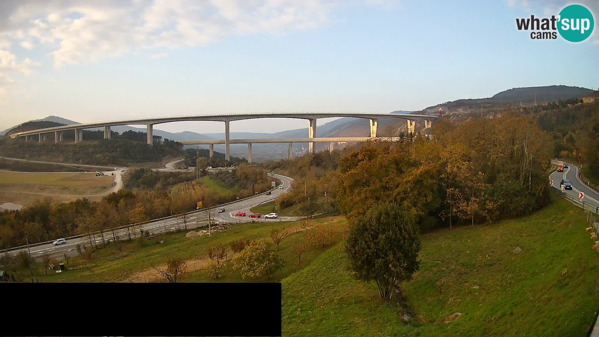 Live cam Črni Kal Viaduc – Viki Burger