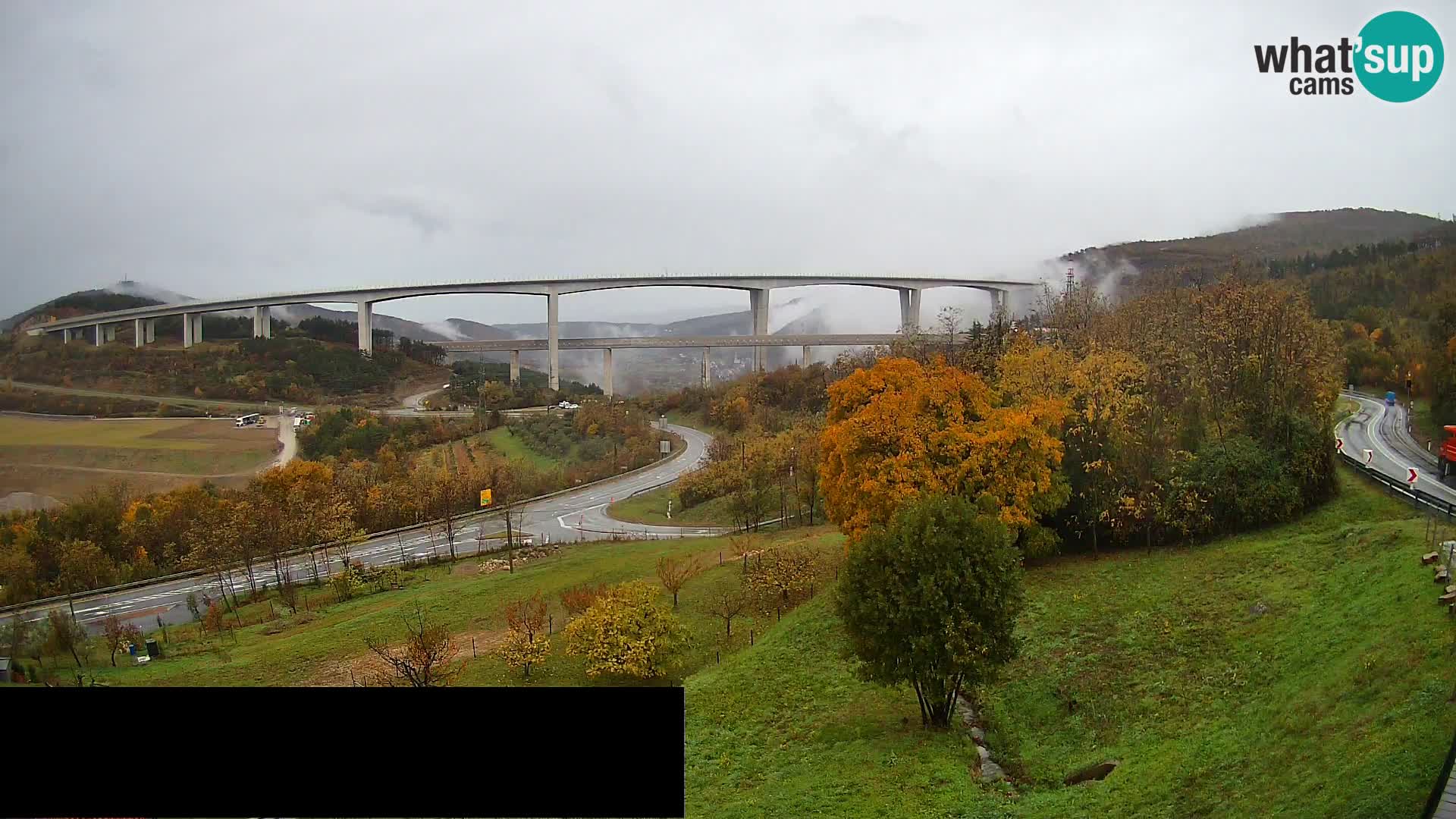 Kamera v živo Črni Kal Viadukt – pogled z Viki Burgerja