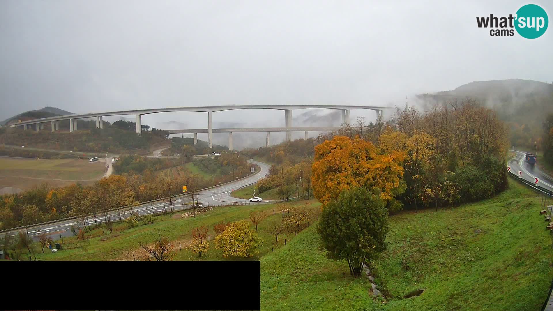 Kamera v živo Črni Kal Viadukt – pogled z Viki Burgerja