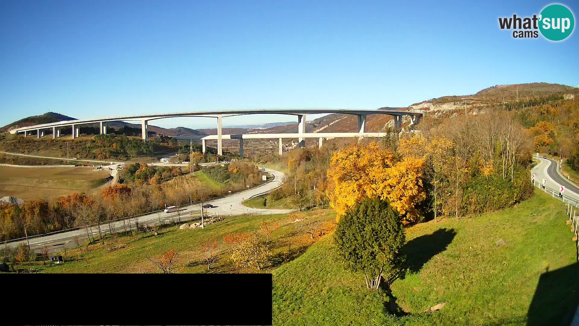 Kamera v živo Črni Kal Viadukt – pogled z Viki Burgerja