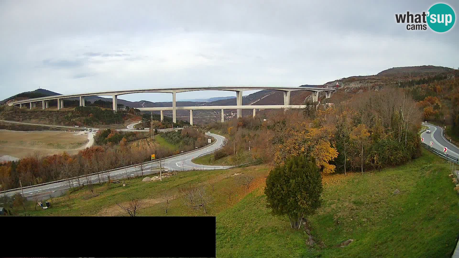 Kamera v živo Črni Kal Viadukt – pogled z Viki Burgerja