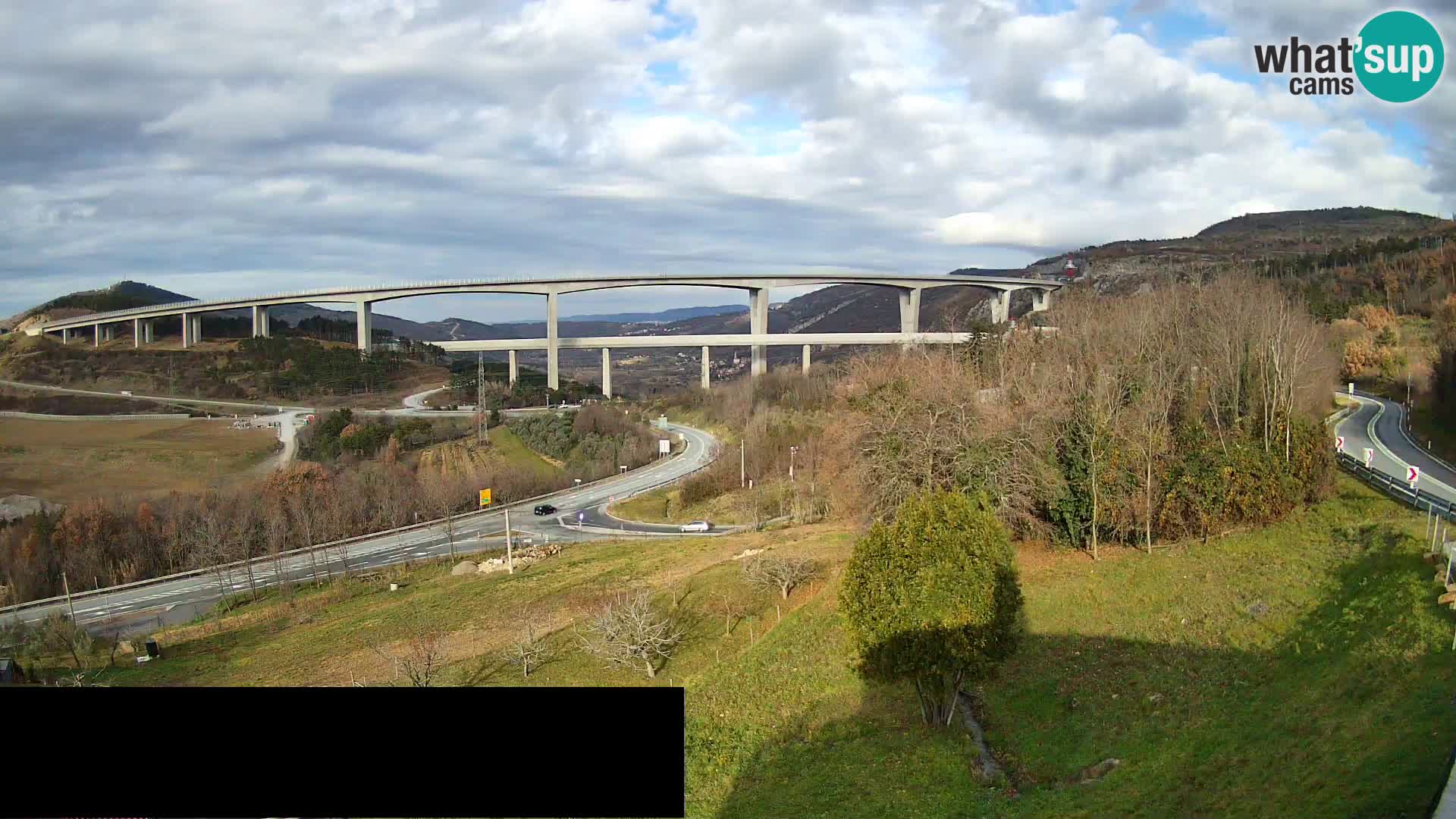 Live cam Črni Kal Viaduc – Viki Burger